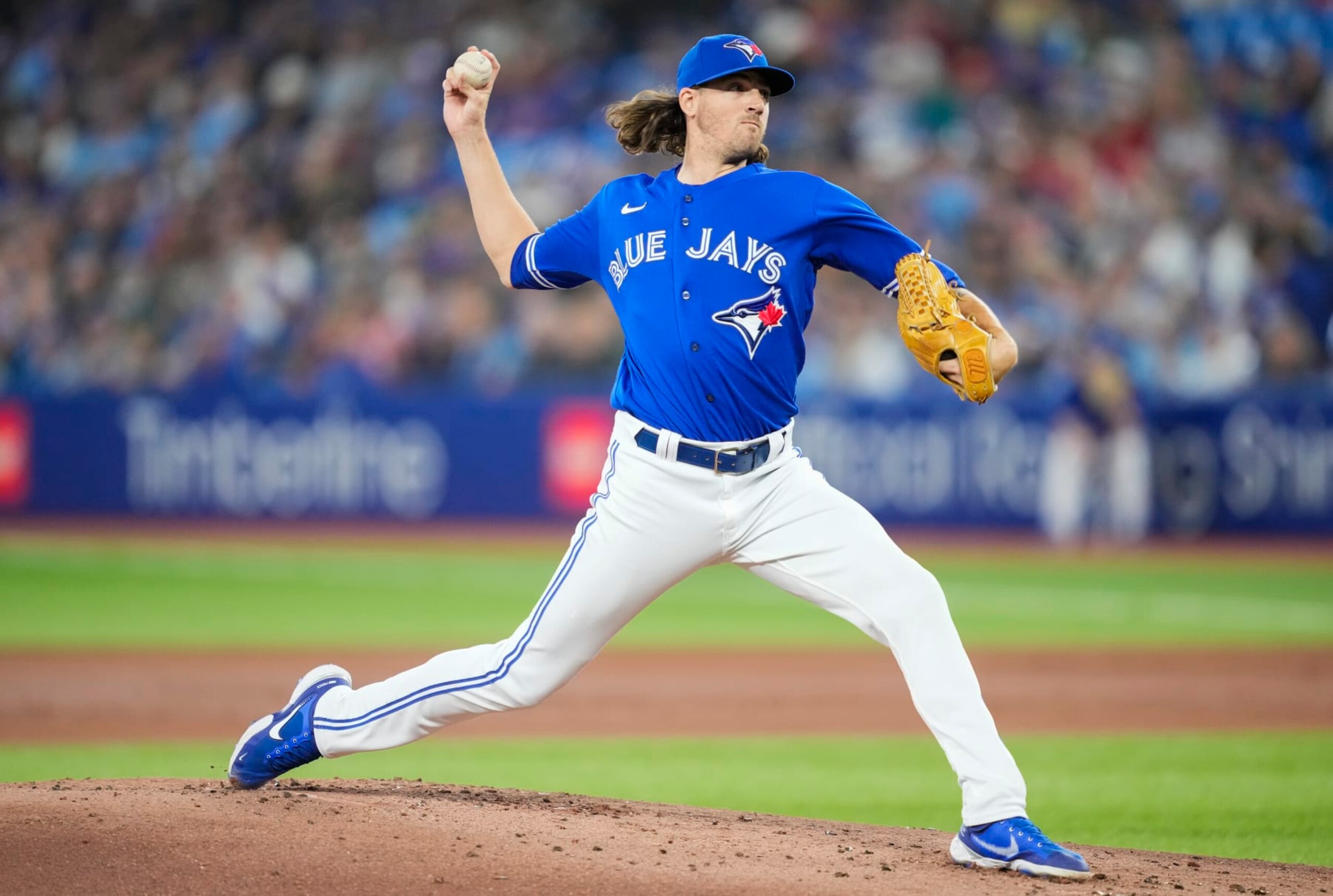 TORONTO, ON - OCTOBER 2: Kevin Gausman #34 of the Toronto Blue Jays pitches to the Boston Red Sox during the second inning in their MLB game at the Rogers Centre on October 2, 2022 in Toronto, Ontario, Canada. (Photo by Mark Blinch/Getty Images)