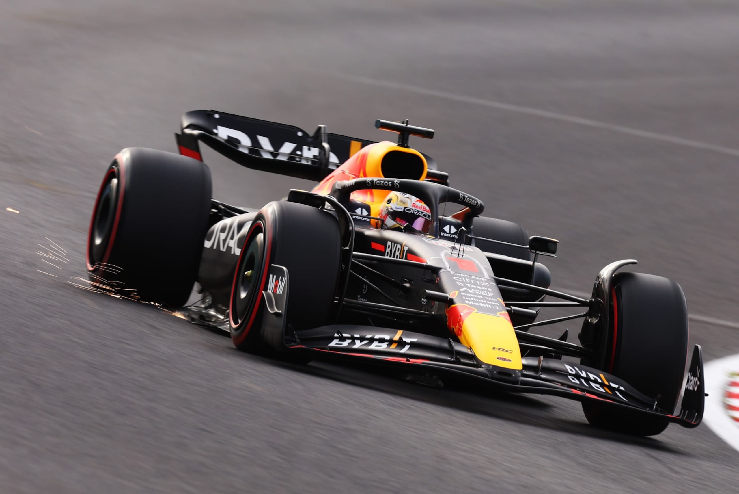 SUZUKA, JAPAN - OCTOBER 08: Max Verstappen of the Netherlands driving the (1) Oracle Red Bull Racing RB18 on track during qualifying ahead of the F1 Grand Prix of Japan at Suzuka International Racing Course on October 08, 2022 in Suzuka, Japan. (Photo by Clive Rose/Getty Images)