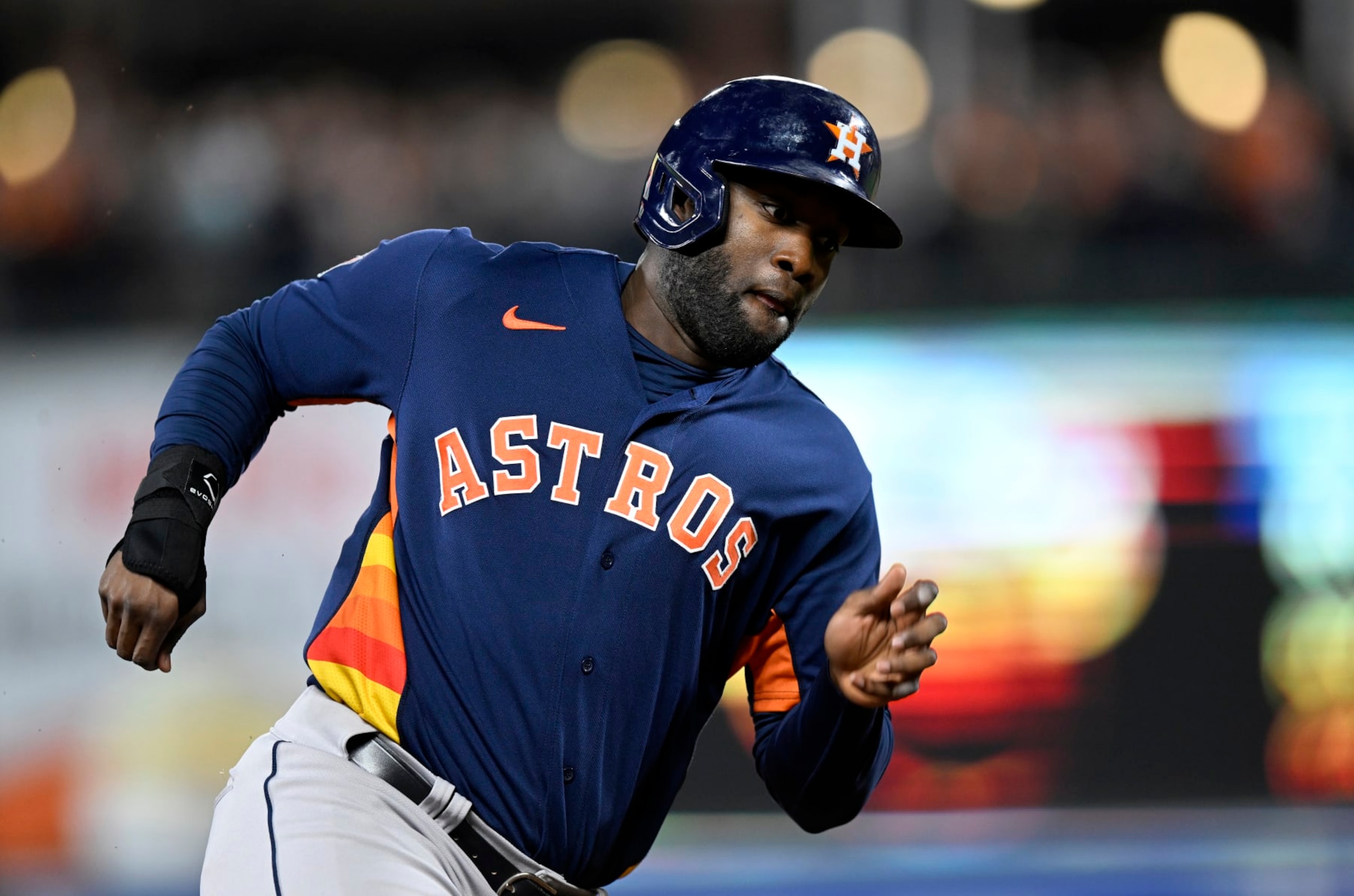 BALTIMORE, MARYLAND - SEPTEMBER 24: Yordan Alvarez #44 of the Houston Astros runs the bases against the Baltimore Orioles at Oriole Park at Camden Yards on September 24, 2022 in Baltimore, Maryland. (Photo by G Fiume/Getty Images)