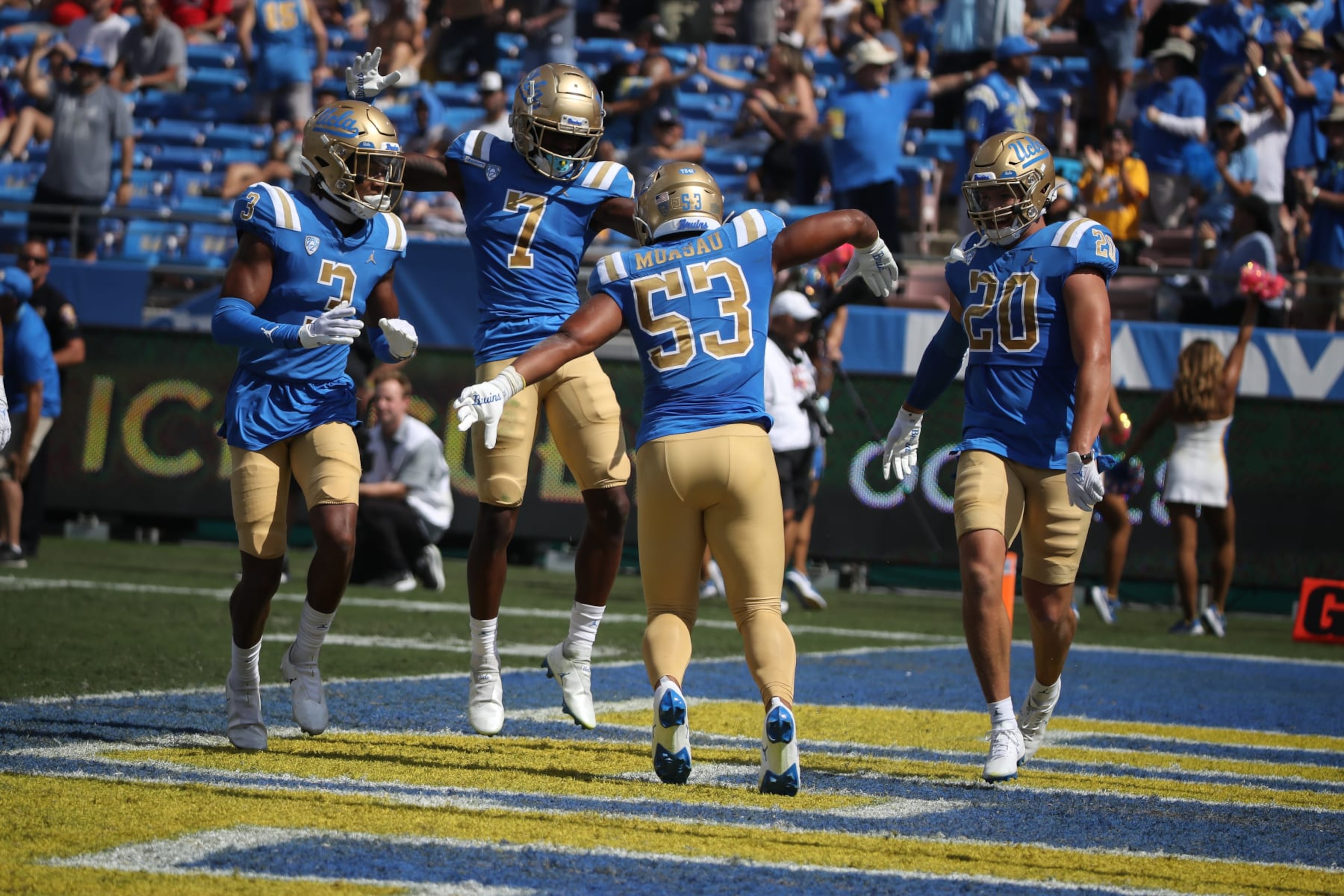 PASADENA, CA - OCTOBER 08: UCLA Bruins linebacker Darius Muasau (53) celebrates and interception during the Utah Utes game versus the UCLA Bruins game on October 8, 2022, at the Rose Bowl in Pasadena, CA. (Photo by Jevone Moore/Icon Sportswire via Getty Images) PASADENA, CA - OCTOBER 08: UCLA Bruins linebacker Darius Muasau (53) celebrates and interception during the Utah Utes game versus the UCLA Bruins game on October 8, 2022, at the Rose Bowl in Pasadena, CA. (Photo by Jevone Moore/Icon Sportswire via Getty Images)