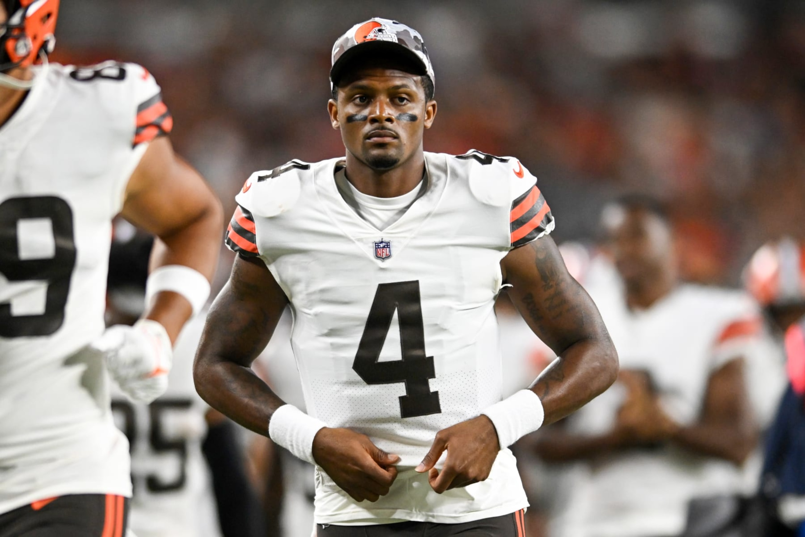 CLEVELAND, OH - AUGUST 27: Deshaun Watson #4 of the Cleveland Browns runs off the field at halftime of a preseason game against the Chicago Bears at FirstEnergy Stadium on August 27, 2022 in Cleveland, Ohio. (Photo by Nick Cammett/Diamond Images via Getty Images) CLEVELAND, OH - AUGUST 27: Deshaun Watson #4 of the Cleveland Browns runs off the field at halftime of a preseason game against the Chicago Bears at FirstEnergy Stadium on August 27, 2022 in Cleveland, Ohio. (Photo by Nick Cammett/Diamond Images via Getty Images)