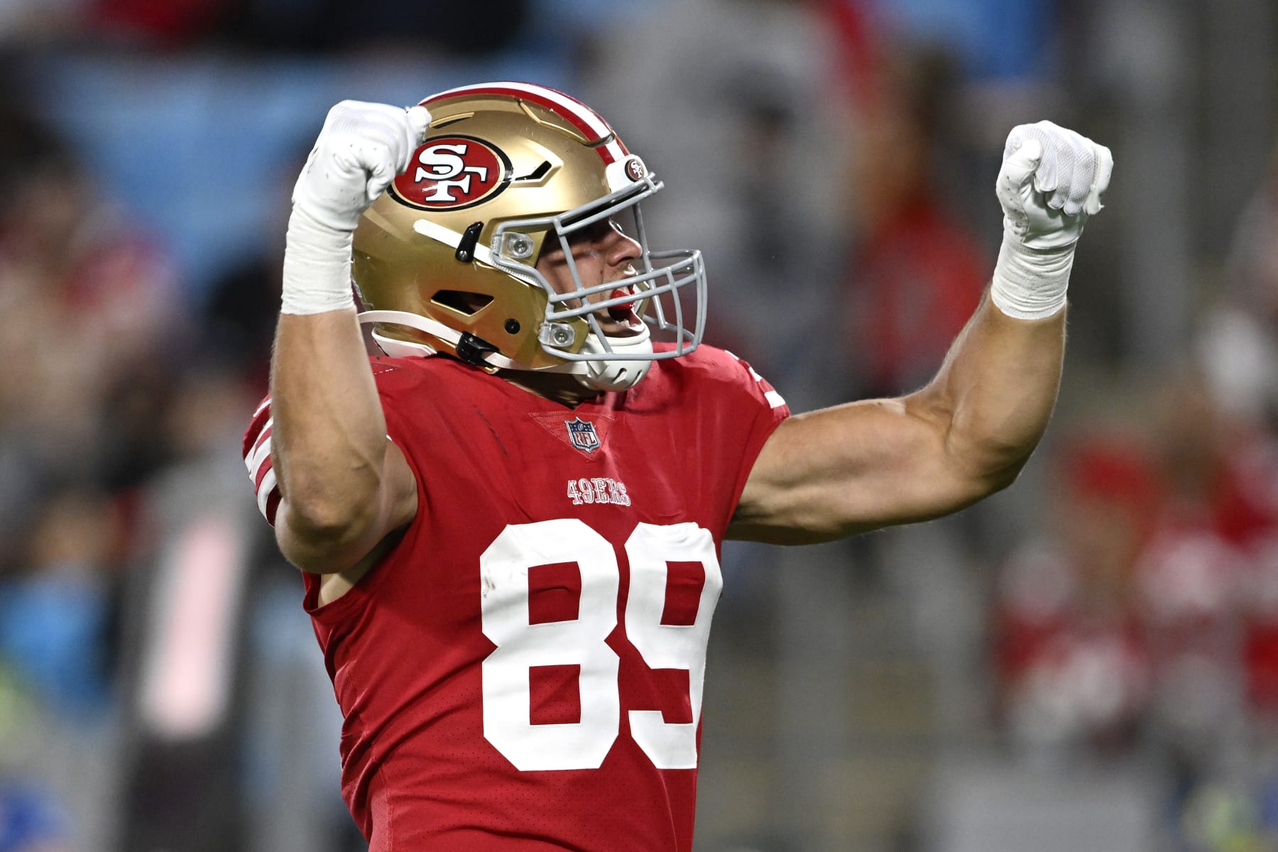CHARLOTTE, NORTH CAROLINA - OCTOBER 09: Charlie Woerner #89 of the San Francisco 49ers celebrates after a tackle during the fourth quarter of the game against the Carolina Panthers at Bank of America Stadium on October 09, 2022 in Charlotte, North Carolina. (Photo by Eakin Howard/Getty Images)