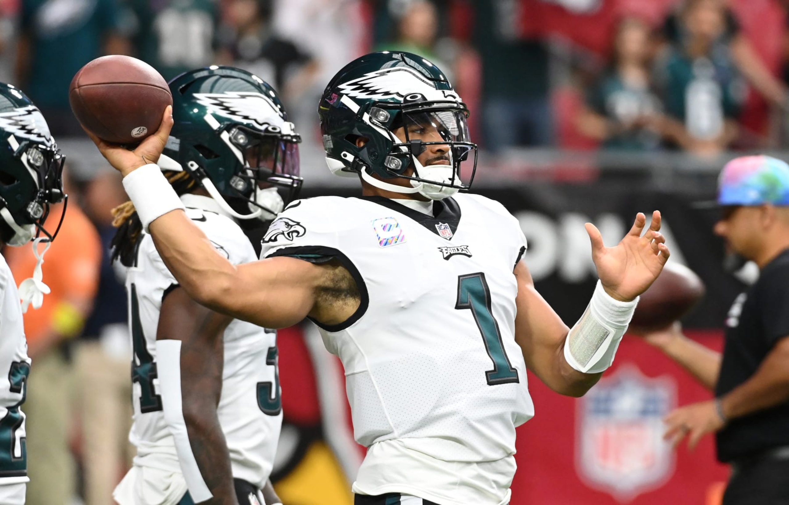 GLENDALE, ARIZONA - OCTOBER 09: Jalen Hurts #1 of the Philadelphia Eagles prepares for a game against the Arizona Cardinals at State Farm Stadium on October 09, 2022 in Glendale, Arizona. (Photo by Norm Hall/Getty Images)