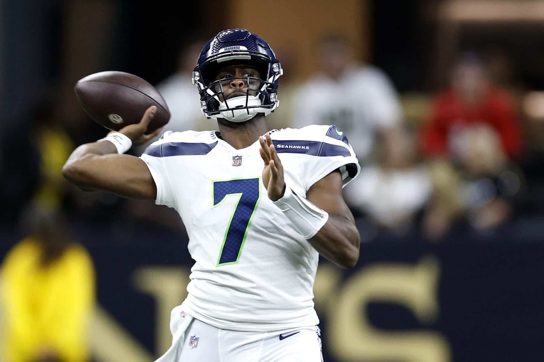 NEW ORLEANS, LOUISIANA - OCTOBER 09: Geno Smith #7 of the Seattle Seahawks throws the ball during the first half against the New Orleans Saints at Caesars Superdome on October 09, 2022 in New Orleans, Louisiana. (Photo by Chris Graythen/Getty Images)