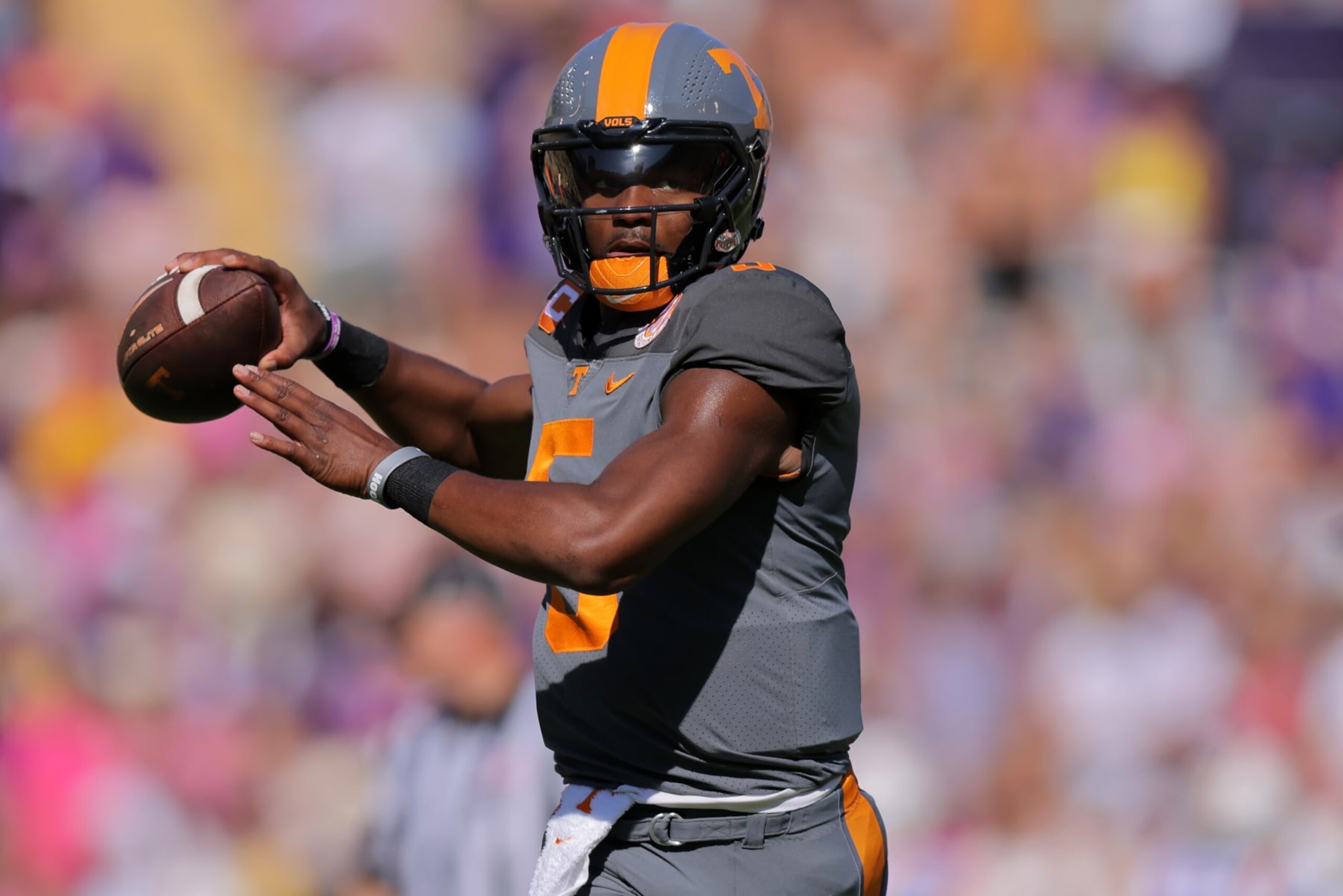 BATON ROUGE, LOUISIANA - OCTOBER 08: Hendon Hooker #5 of the Tennessee Volunteers warms up before a game against the LSU Tigers at Tiger Stadium on October 08, 2022 in Baton Rouge, Louisiana. (Photo by Jonathan Bachman/Getty Images)