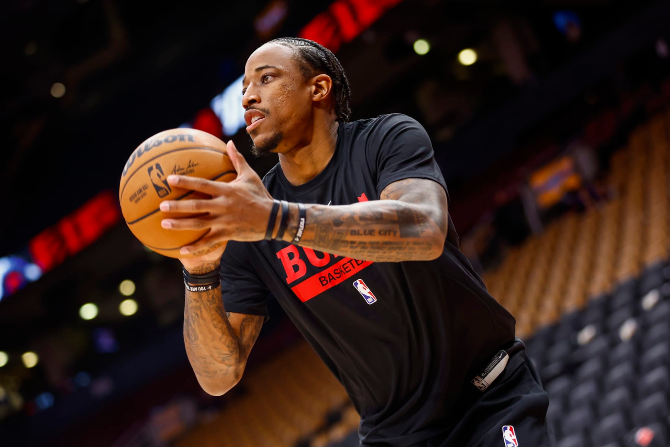 TORONTO, CANADA - OCTOBER 9: DeMar DeRozan #11 of the Chicago Bulls warms up before a preseason game on October 9, 2022 at the Scotiabank Arena in Toronto, Ontario, Canada. NOTE TO USER: User expressly acknowledges and agrees that, by downloading and or using this Photograph, user is consenting to the terms and conditions of the Getty Images License Agreement. Mandatory Copyright Notice: Copyright 2022 NBAE (Photo by Vaughn Ridley/NBAE via Getty Images) TORONTO, CANADA - OCTOBER 9: DeMar DeRozan #11 of the Chicago Bulls warms up before a preseason game on October 9, 2022 at the Scotiabank Arena in Toronto, Ontario, Canada. NOTE TO USER: User expressly acknowledges and agrees that, by downloading and or using this Photograph, user is consenting to the terms and conditions of the Getty Images License Agreement. Mandatory Copyright Notice: Copyright 2022 NBAE (Photo by Vaughn Ridley/NBAE via Getty Images)