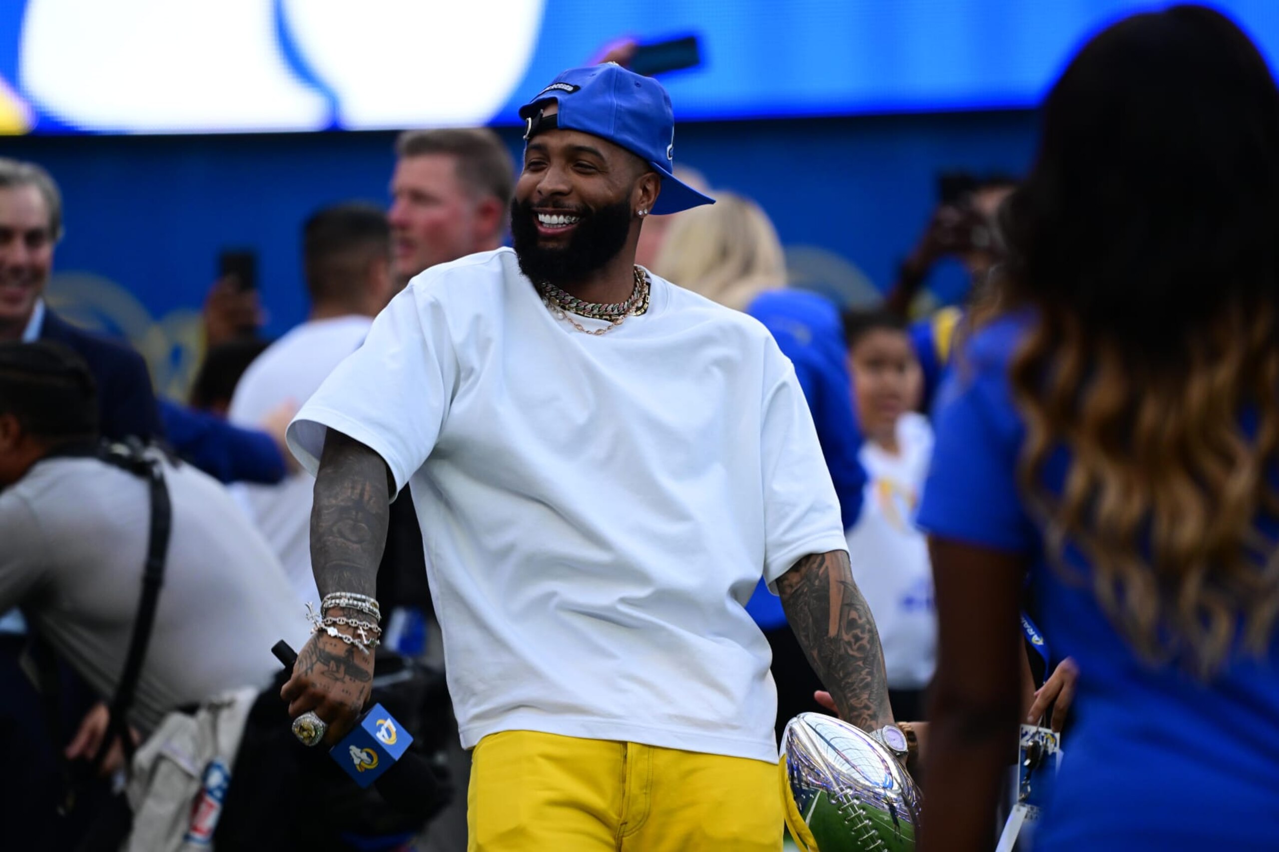 Football: Odell Beckham Jr. smiles prior to the Los Angeles Rams vs. Buffalo Bills at SoFi Stadium
Inglewood, CA 9/8/2022
CREDIT: Kohjiro Kinno (Photo by Kohjiro Kinno /Sports Illustrated via Getty Images)
(Set Number: X164148 TK1)