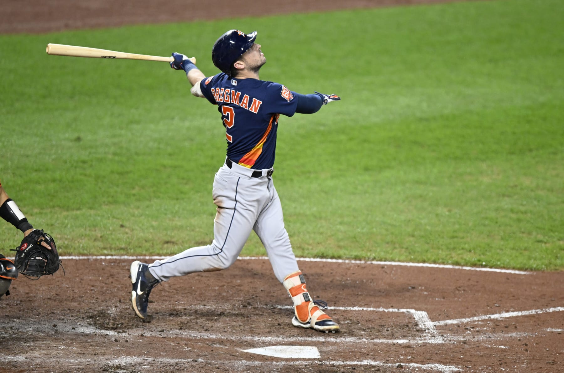BALTIMORE, MARYLAND - SEPTEMBER 24: Alex Bregman #2 of the Houston Astros bats against the Baltimore Orioles at Oriole Park at Camden Yards on September 24, 2022 in Baltimore, Maryland. (Photo by G Fiume/Getty Images)