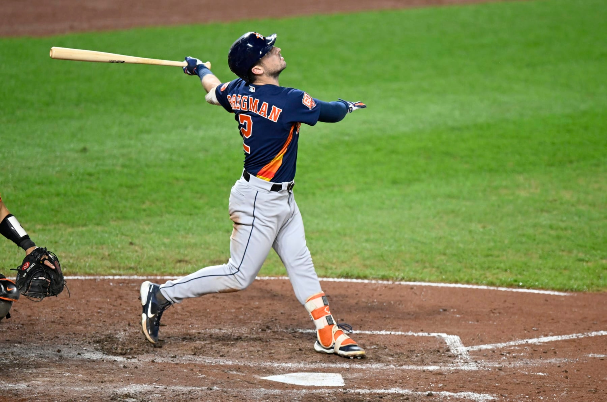BALTIMORE, MARYLAND - SEPTEMBER 24: Alex Bregman #2 of the Houston Astros bats against the Baltimore Orioles at Oriole Park at Camden Yards on September 24, 2022 in Baltimore, Maryland. (Photo by G Fiume/Getty Images)