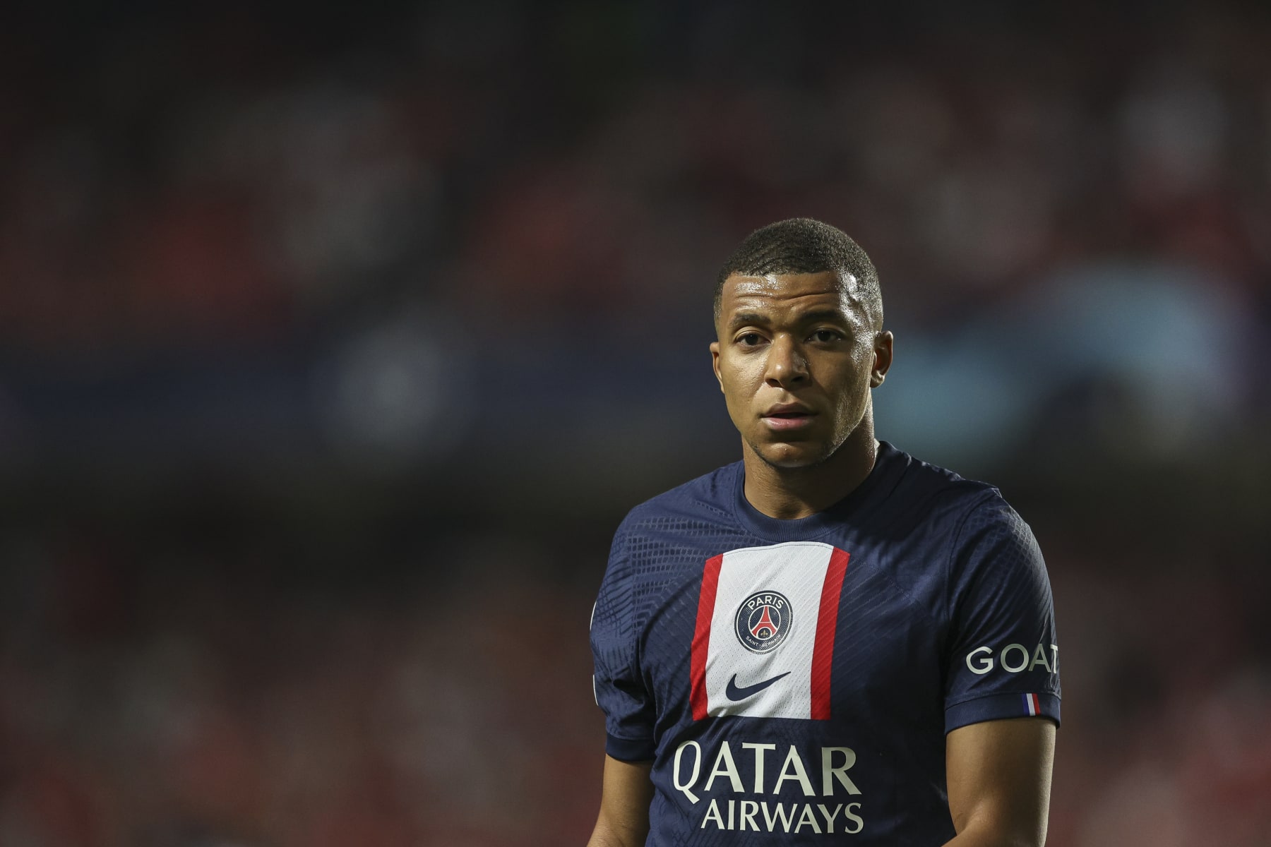 LISBON, PORTUGAL - OCTOBER 05: Kylian Mbappe of Paris Saint-Germain during the UEFA Champions League group H match between SL Benfica and Paris Saint-Germain at Estadio do Sport Lisboa e Benfica on October 5, 2022 in Lisbon, Portugal. (Photo by Carlos Rodrigues/Getty Images)