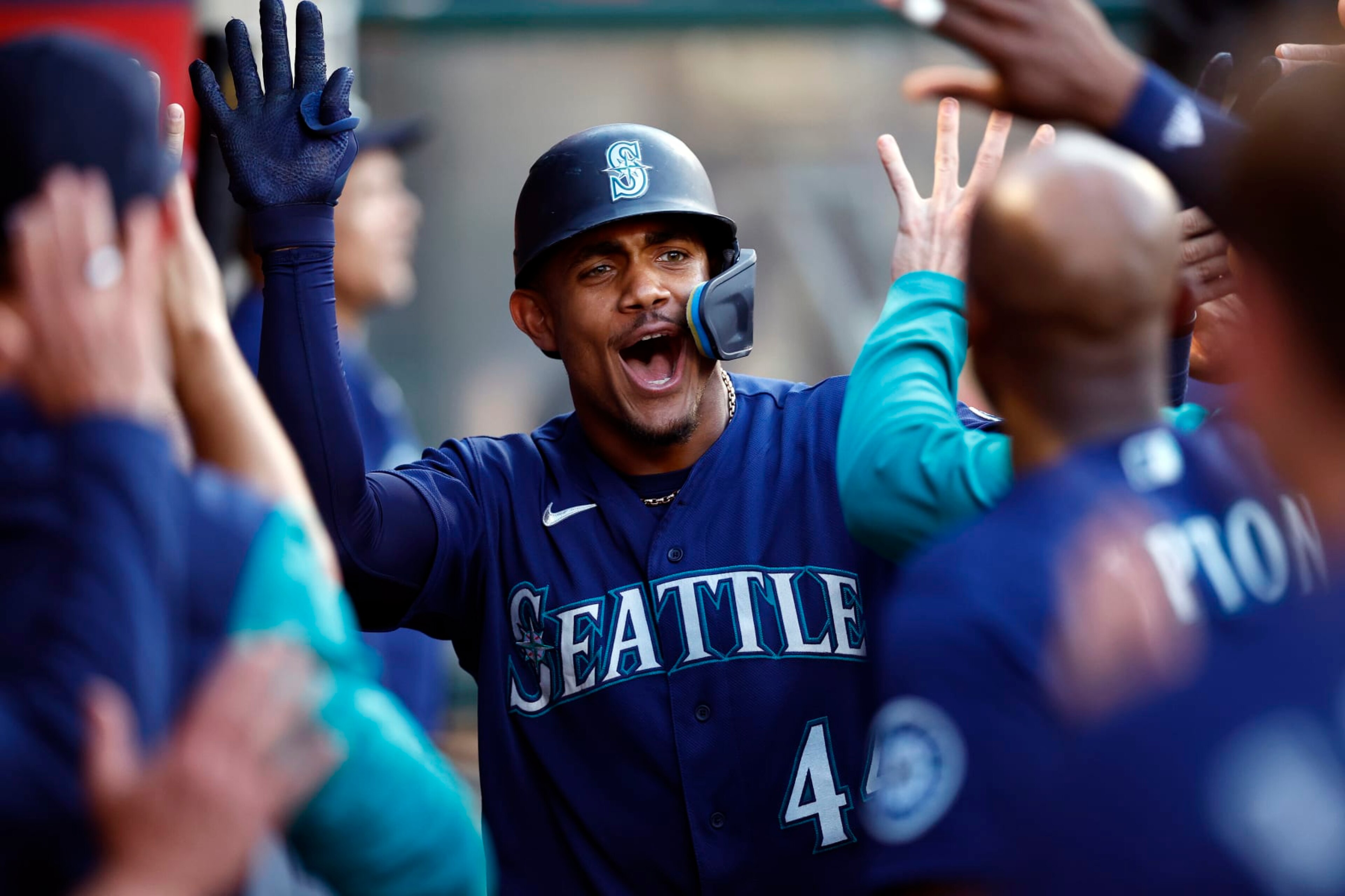 ANAHEIM, CALIFORNIA - JUNE 25:  Julio Rodriguez #44 of the Seattle Mariners celebrates a home run against the Los Angeles Angels in the first inning at Angel Stadium of Anaheim on June 25, 2022 in Anaheim, California. (Photo by Ronald Martinez/Getty Images)