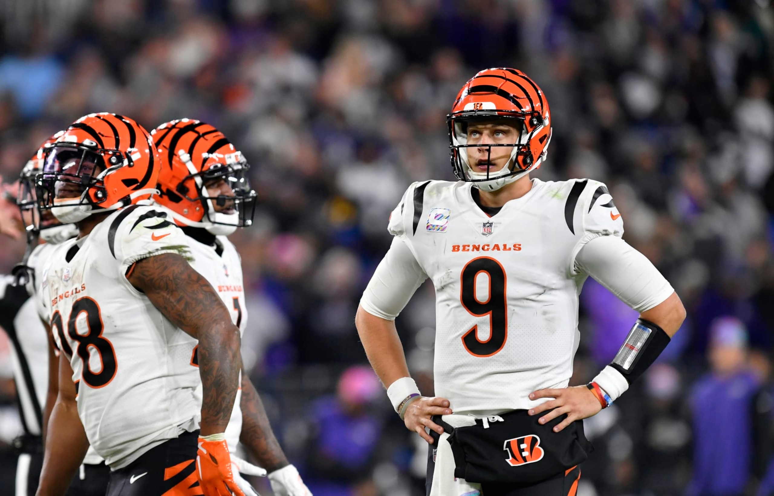 BALTIMORE, MD - OCTOBER 09: Bengals quarterback Joe Burrow (9) looks at the scoreboard during the Cincinnati Bengals versus Baltimore Ravens NFL game at M&T Bank Stadium on October 9, 2022 in Baltimore, MD. (Photo by Randy Litzinger/Icon Sportswire via Getty Images)
