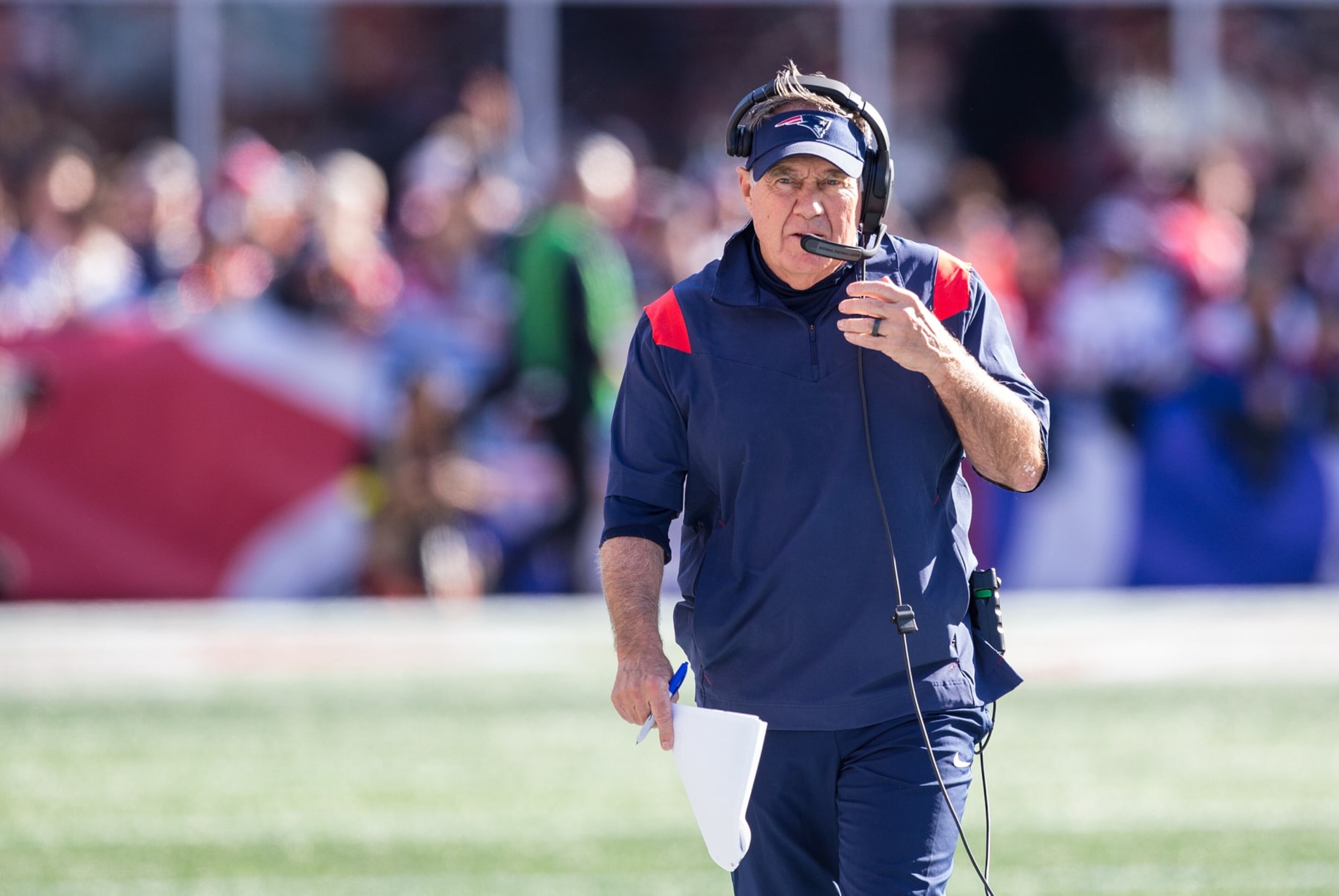 FOXBOROUGH, MA - OCTOBER 09: New England Patriots head coach Bill Belichick during a NFL game between Detroit Lions and New England Patriots on October 9, 2022, at Gillette Stadium in Foxborough, MA. (Photo by M. Anthony Nesmith/Icon Sportswire via Getty Images) FOXBOROUGH, MA - OCTOBER 09: New England Patriots head coach Bill Belichick during a NFL game between Detroit Lions and New England Patriots on October 9, 2022, at Gillette Stadium in Foxborough, MA. (Photo by M. Anthony Nesmith/Icon Sportswire via Getty Images)