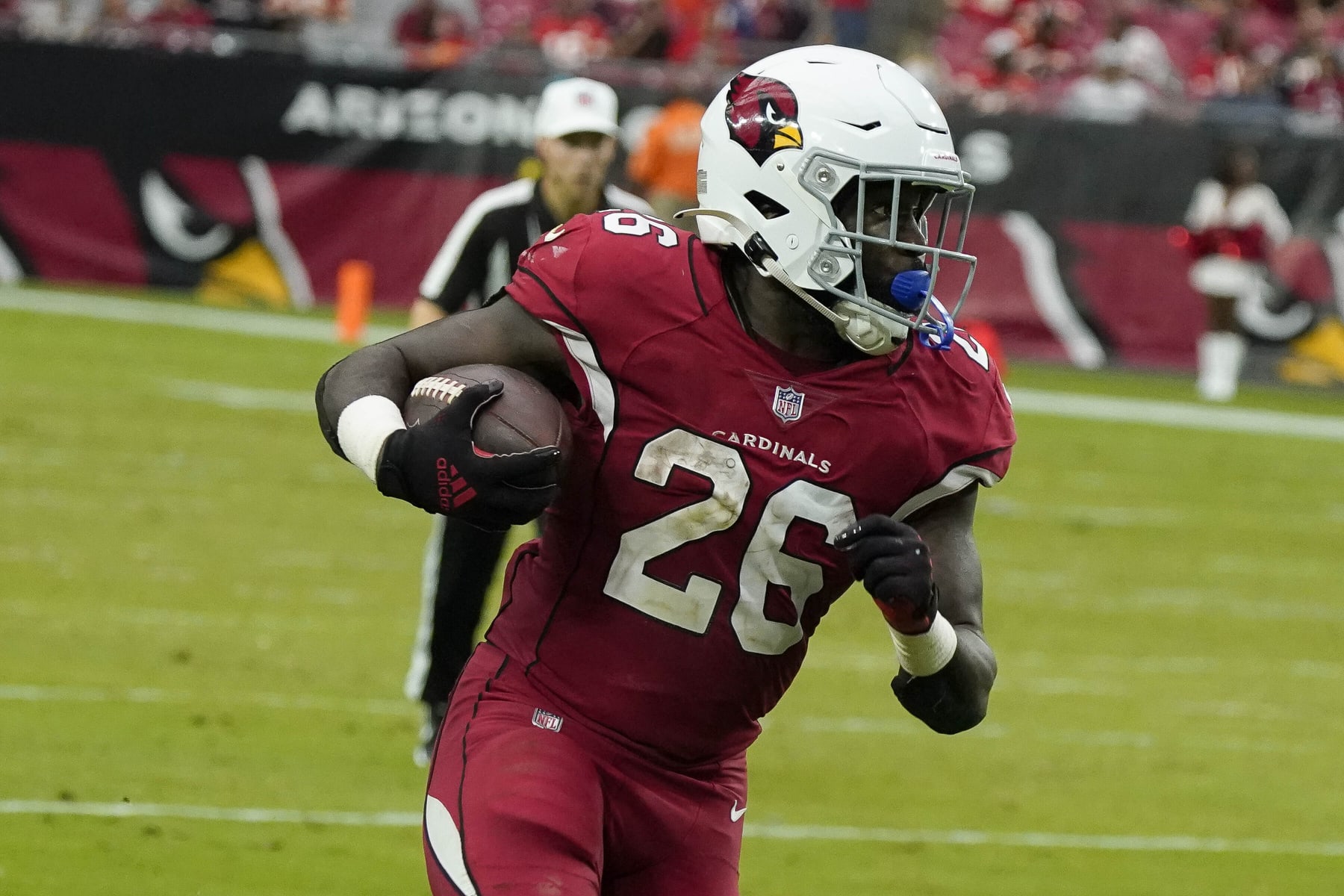 Arizona Cardinals running back Eno Benjamin (26) during the second half of an NFL football game against the Kansas City Chiefs Sunday, Sept. 11, 2022, in Glendale, Ariz. (AP Photo/Darryl Webb)