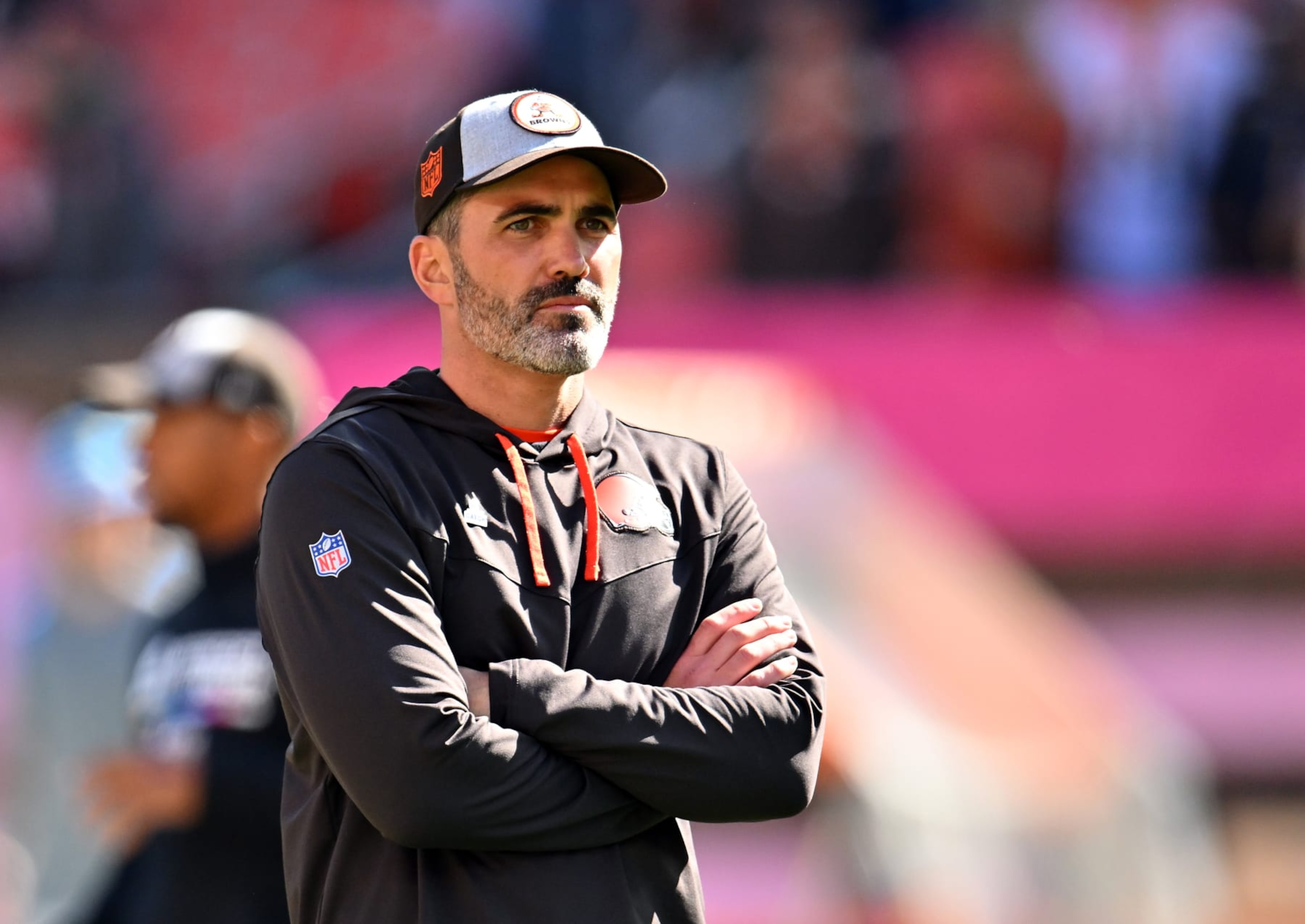 CLEVELAND, OHIO - OCTOBER 09: Head coach Kevin Stefanski of the Cleveland Browns looks onward before his game against the Los Angeles Chargers at FirstEnergy Stadium on October 09, 2022 in Cleveland, Ohio. (Photo by Jason Miller/Getty Images) CLEVELAND, OHIO - OCTOBER 09: Head coach Kevin Stefanski of the Cleveland Browns looks onward before his game against the Los Angeles Chargers at FirstEnergy Stadium on October 09, 2022 in Cleveland, Ohio. (Photo by Jason Miller/Getty Images)