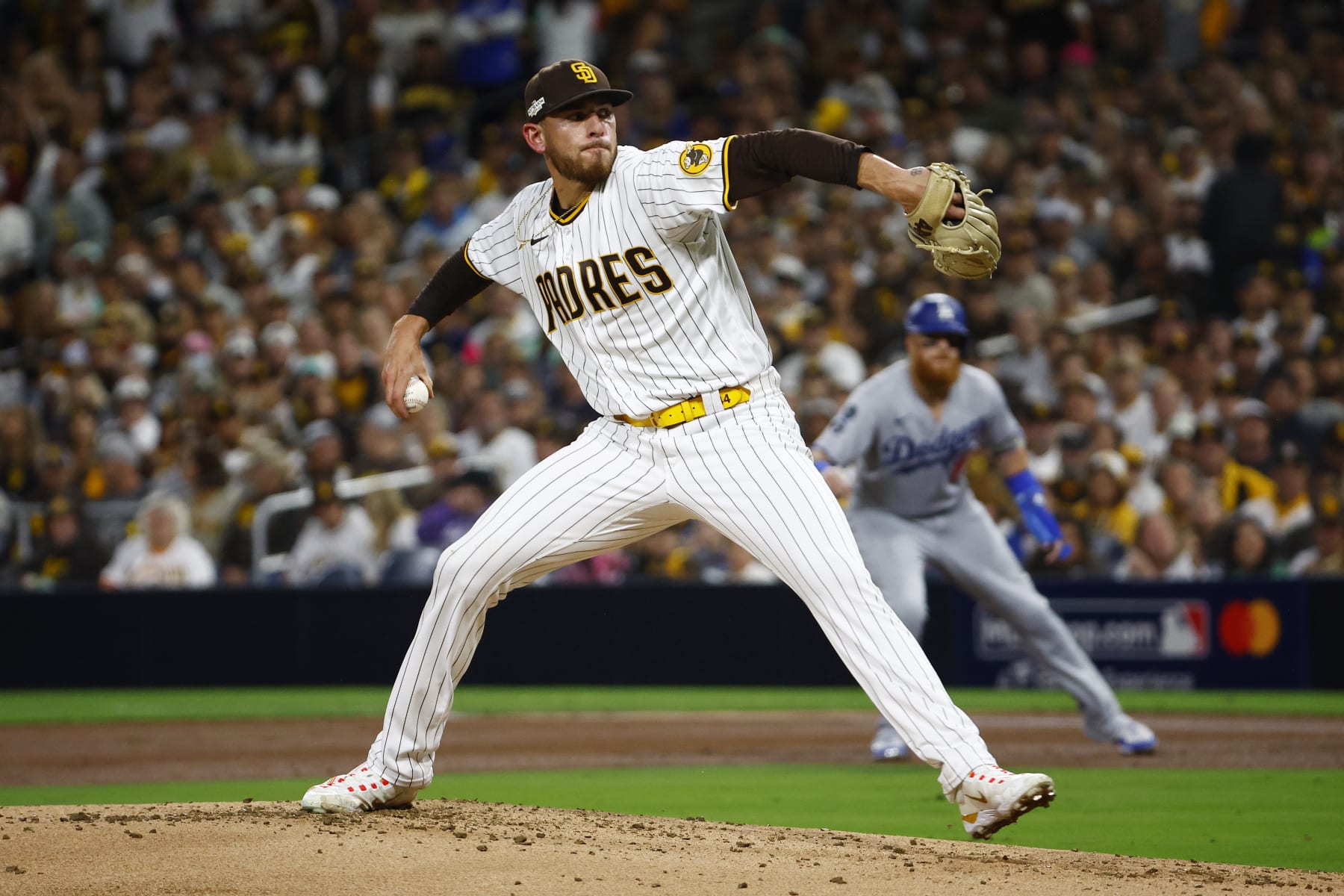 SAN DIEGO, CALIFORNIA - OCTOBER 15: Joe Musgrove #44 of the San Diego Padres pitches during the second inning against the Los Angeles Dodgers in game four of the National League Division Series at PETCO Park on October 15, 2022 in San Diego, California. (Photo by Ronald Martinez/Getty Images)