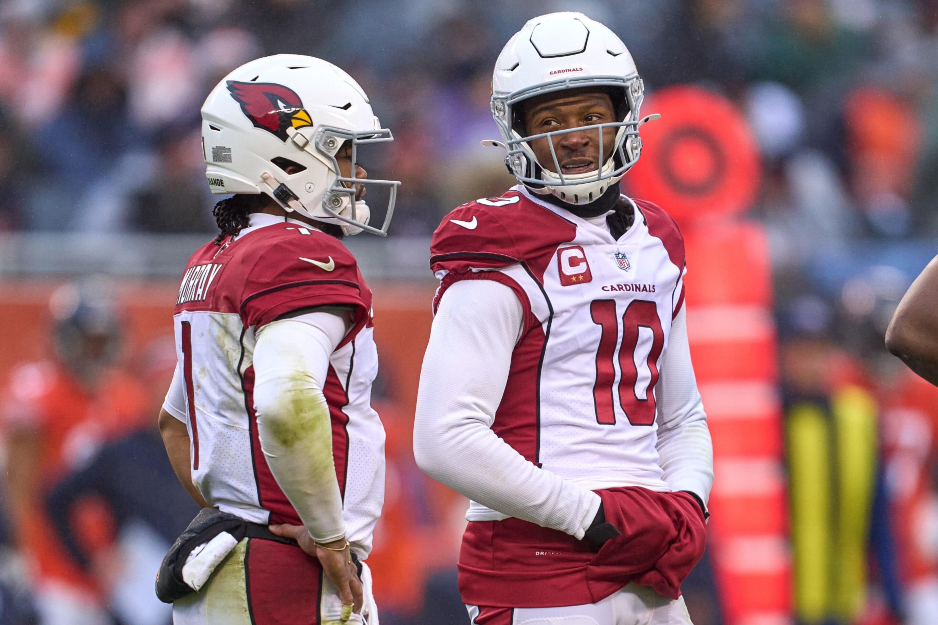 CHICAGO, IL - DECEMBER 05: Arizona Cardinals quarterback Kyler Murray (1) and Arizona Cardinals wide receiver DeAndre Hopkins (10) chat during a game between the Arizona Cardinals and the Chicago Bears on December 5, 2021 at Soldier Stadium, in Chicago, IL. (Photo by Robin Alam/Icon Sportswire via Getty Images) CHICAGO, IL - DECEMBER 05: Arizona Cardinals quarterback Kyler Murray (1) and Arizona Cardinals wide receiver DeAndre Hopkins (10) chat during a game between the Arizona Cardinals and the Chicago Bears on December 5, 2021 at Soldier Stadium, in Chicago, IL. (Photo by Robin Alam/Icon Sportswire via Getty Images)