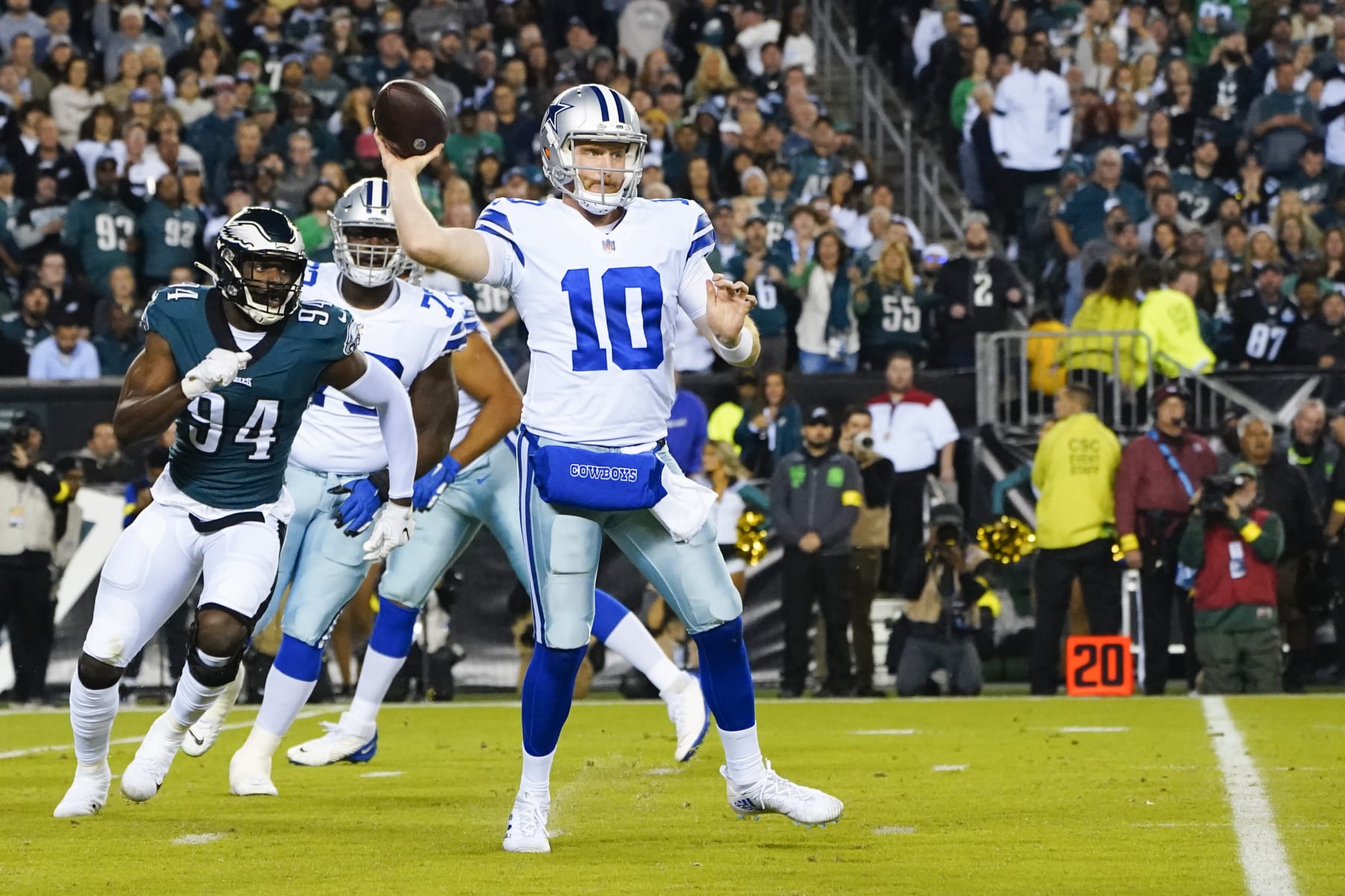 PHILADELPHIA, PA - OCTOBER 16: Dallas Cowboys Quarterback Cooper Rush (10) throws the ball during the first half of the National Football League game between the Dallas Cowboys and Philadelphia Eagles on October 16,2022, at Lincoln Financial Field in Philadelphia, PA. (Photo by Gregory Fisher/Icon Sportswire via Getty Images)