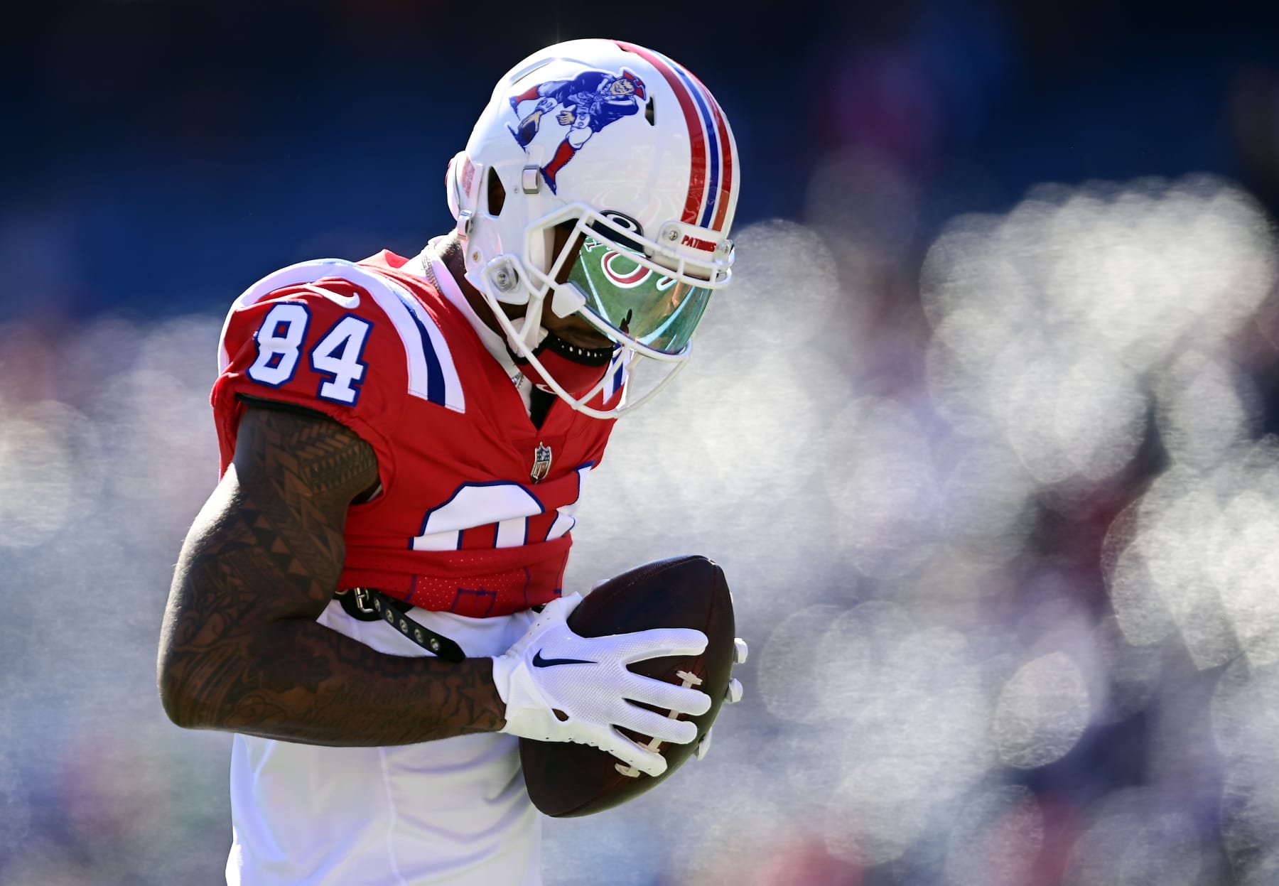 FOXBOROUGH, MASSACHUSETTS - OCTOBER 09: Kendrick Bourne #84 of the New England Patriots warms up before his team's game against the Detroit Lions at Gillette Stadium on October 09, 2022 in Foxborough, Massachusetts. (Photo by Maddie Malhotra/Getty Images)
