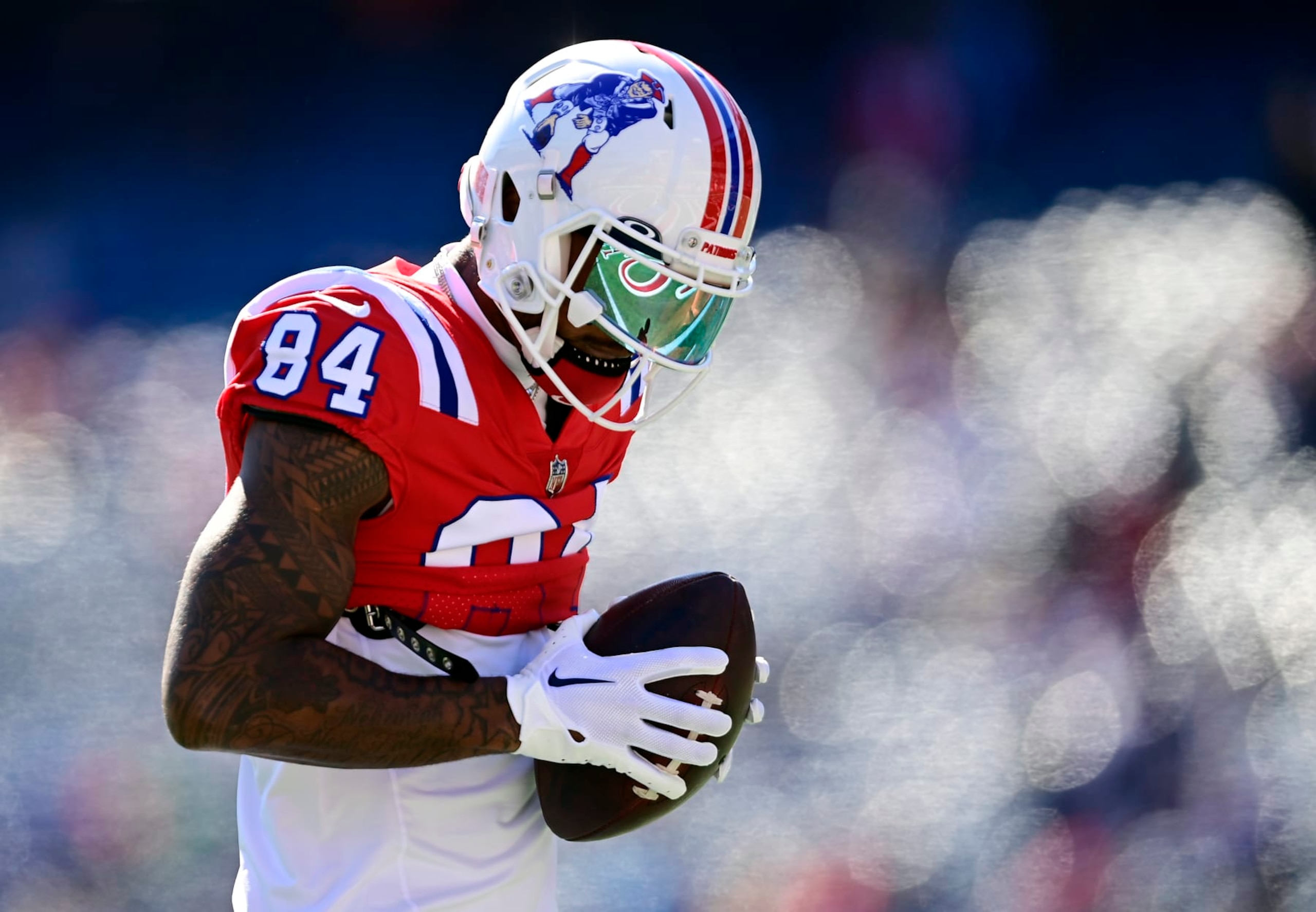 FOXBOROUGH, MASSACHUSETTS - OCTOBER 09: Kendrick Bourne #84 of the New England Patriots warms up before his team's game against the Detroit Lions at Gillette Stadium on October 09, 2022 in Foxborough, Massachusetts. (Photo by Maddie Malhotra/Getty Images) FOXBOROUGH, MASSACHUSETTS - OCTOBER 09: Kendrick Bourne #84 of the New England Patriots warms up before his team's game against the Detroit Lions at Gillette Stadium on October 09, 2022 in Foxborough, Massachusetts. (Photo by Maddie Malhotra/Getty Images)