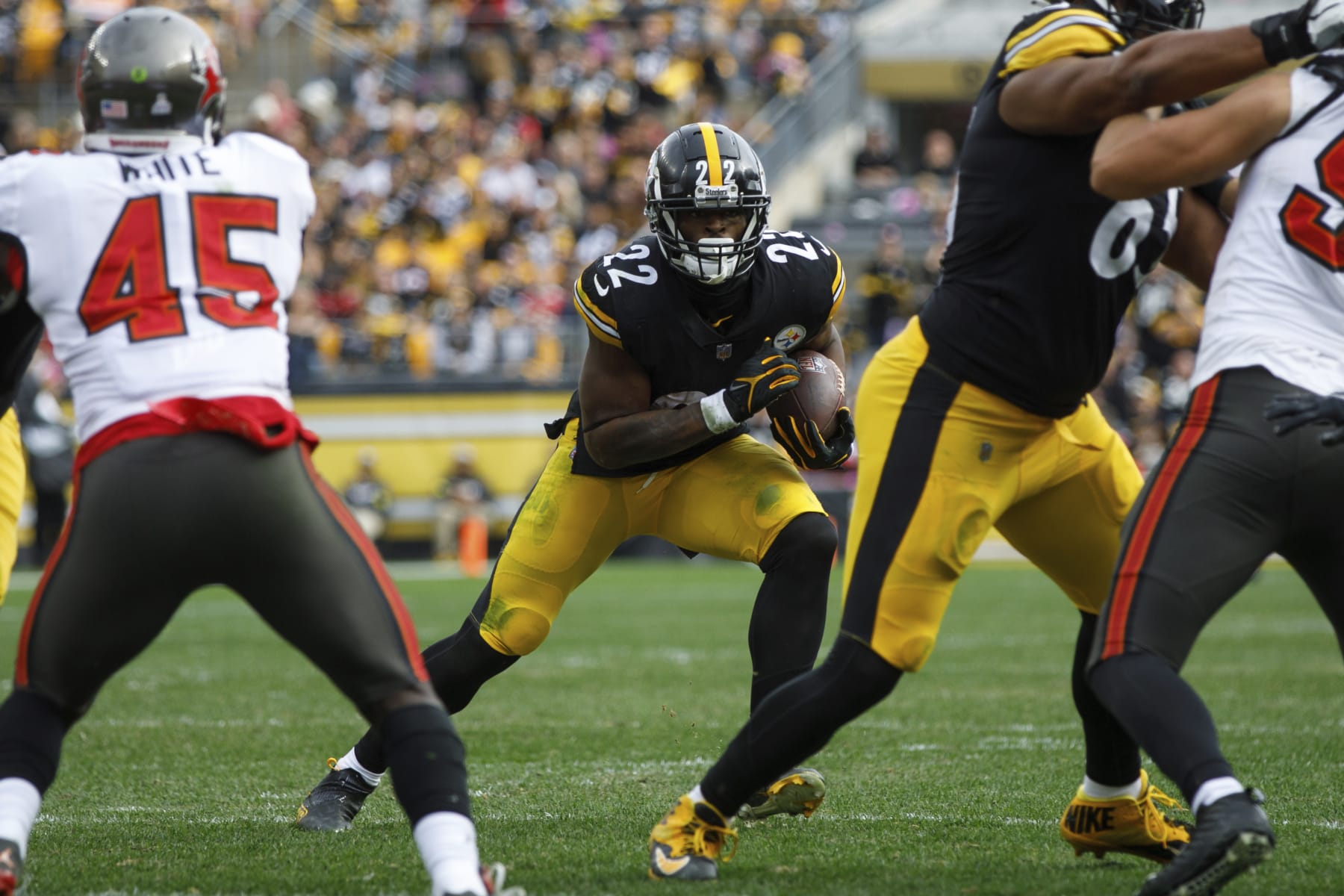 Pittsburgh Steelers running back Najee Harris (22) rushes during an NFL football game, Sunday, Oct. 16, 2022, in Pittsburgh, PA. (AP Photo/Matt Durisko)