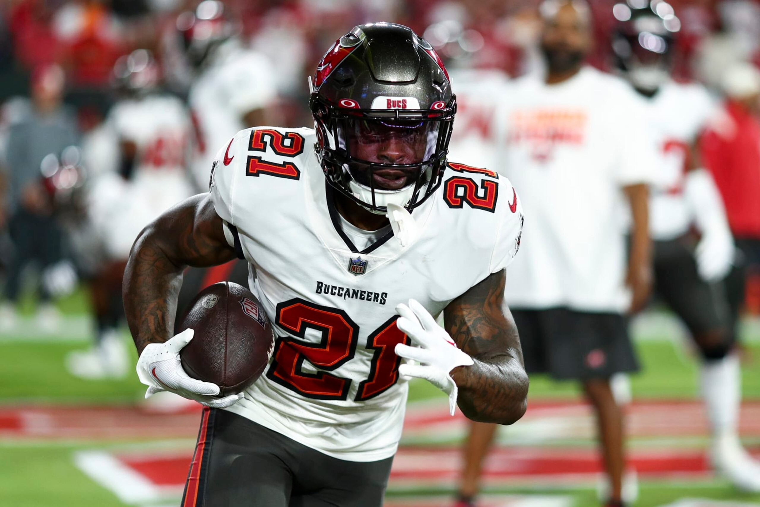 TAMPA, FL - OCTOBER 2: Ke'Shawn Vaughn #21 of the Tampa Bay Buccaneers warms up prior to an NFL football game against the Kansas City Chiefs at Raymond James Stadium on October 2, 2022 in Tampa, Florida. (Photo by Kevin Sabitus/Getty Images)
