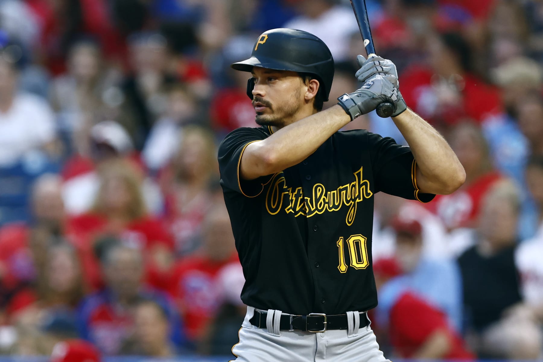 PHILADELPHIA, PA - AUGUST 27: Bryan Reynolds #10 of the Pittsburgh Pirates in action against the Philadelphia Phillies during a game at Citizens Bank Park on August 27, 2022 in Philadelphia, Pennsylvania. (Photo by Rich Schultz/Getty Images)