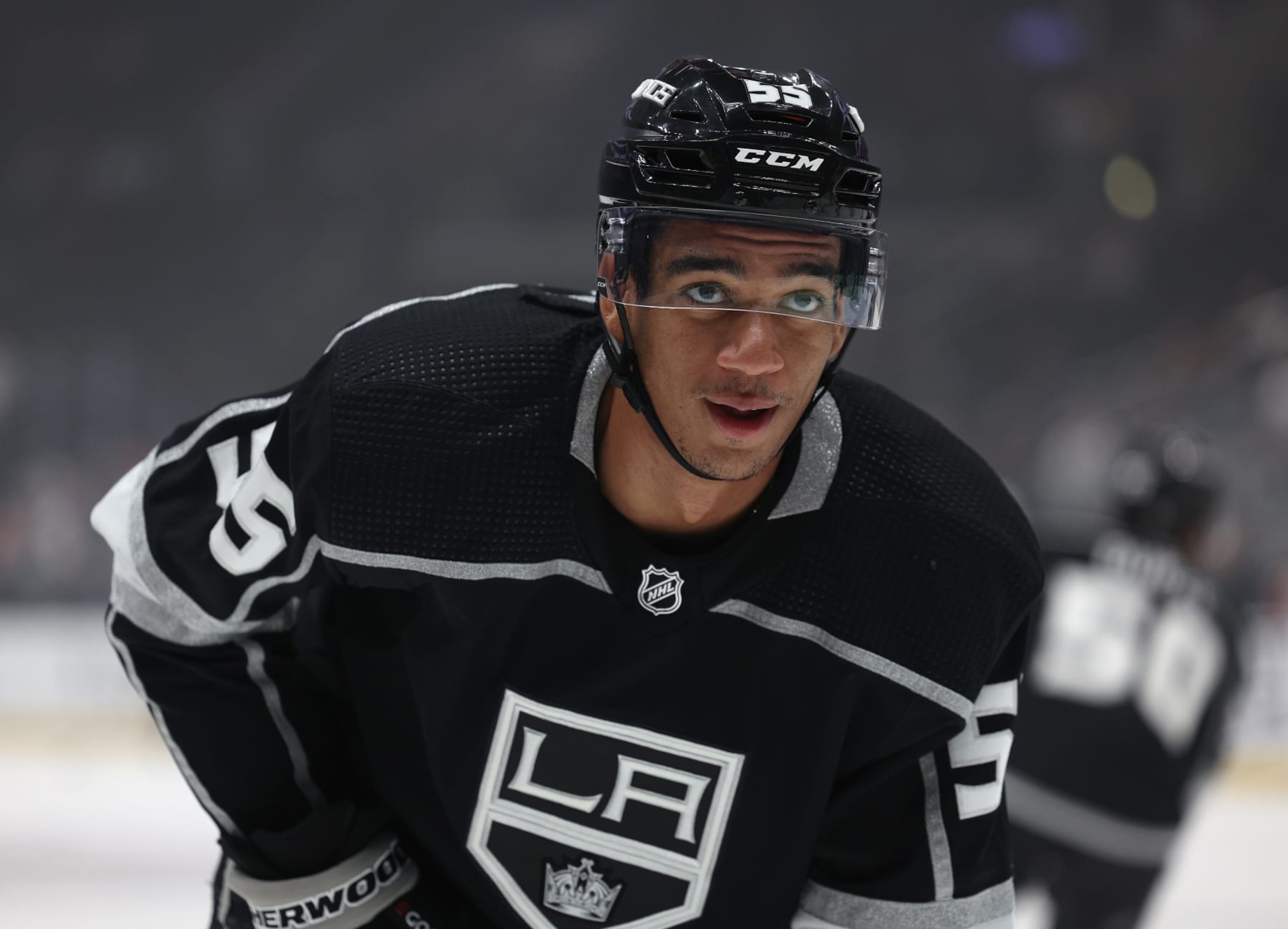 LOS ANGELES, CALIFORNIA - OCTOBER 13: Quinton Byfield #55 of the Los Angeles Kings warms up before the game against the Seattle Kraken at Crypto.com Arena on October 13, 2022 in Los Angeles, California. (Photo by Harry How/Getty Images)