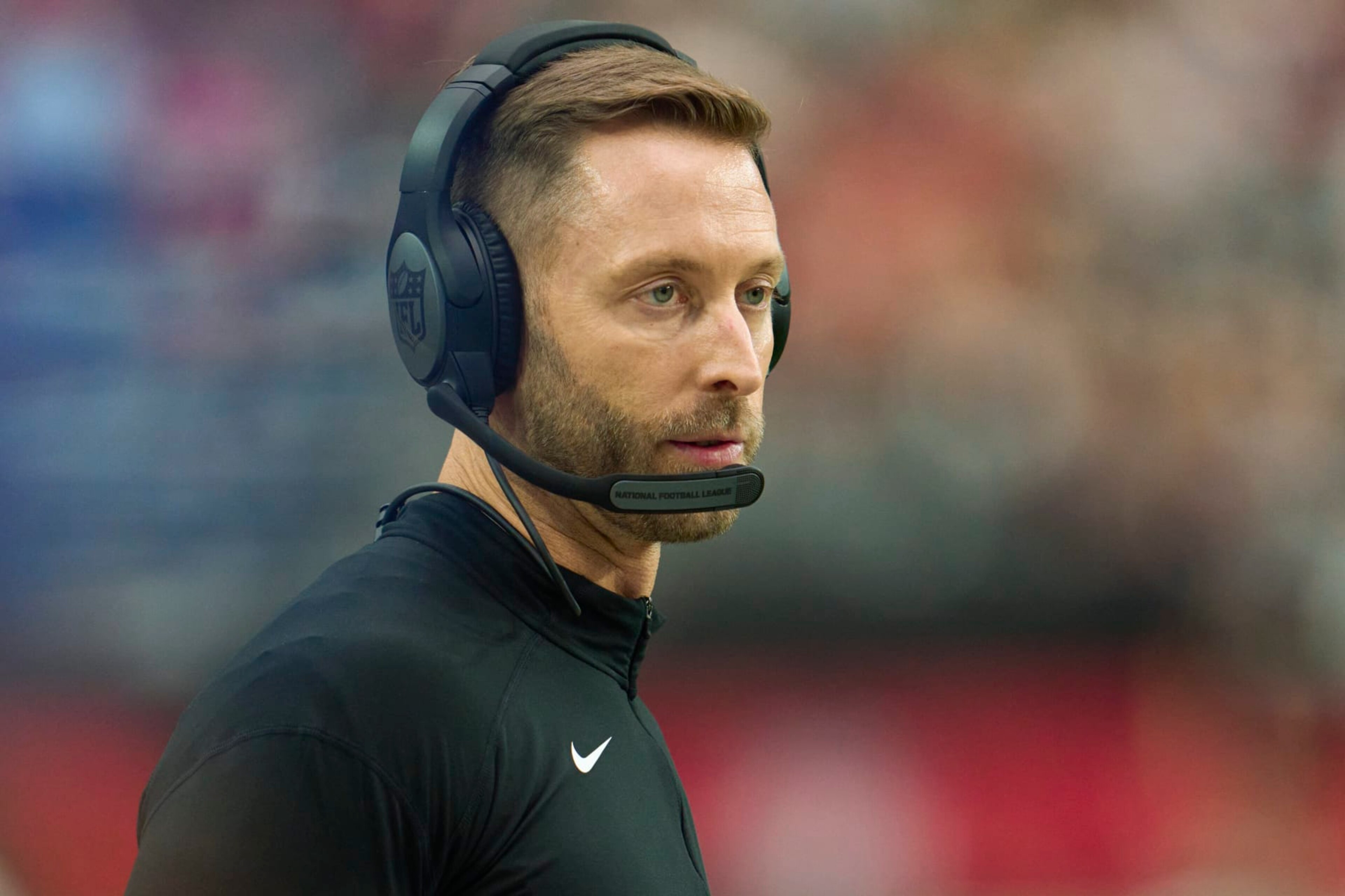 GLENDALE, AZ - OCTOBER 09: head coach Kliff Kingsbury of the Arizona Cardinals looks on against the Philadelphia Eagles at State Farm Stadium on October 9, 2022 in Glendale, Arizona. (Photo by Cooper Neill/Getty Images)