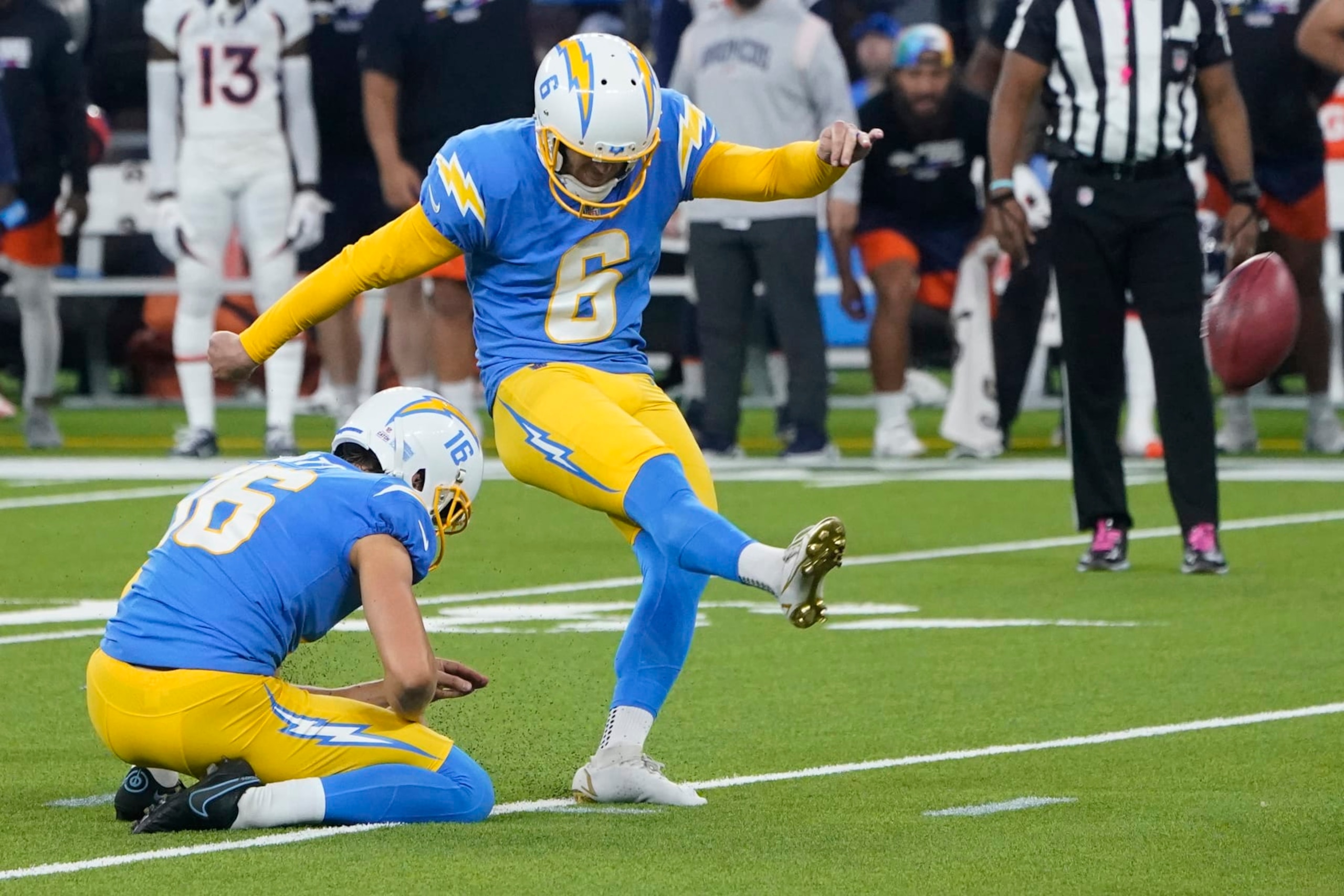 Los Angeles Chargers place kicker Dustin Hopkins (6) kicks a field goal against the Denver Broncos during the second half of an NFL football game, Monday, Oct. 17, 2022, in Inglewood, Calif. (AP Photo/Marcio Jose Sanchez)