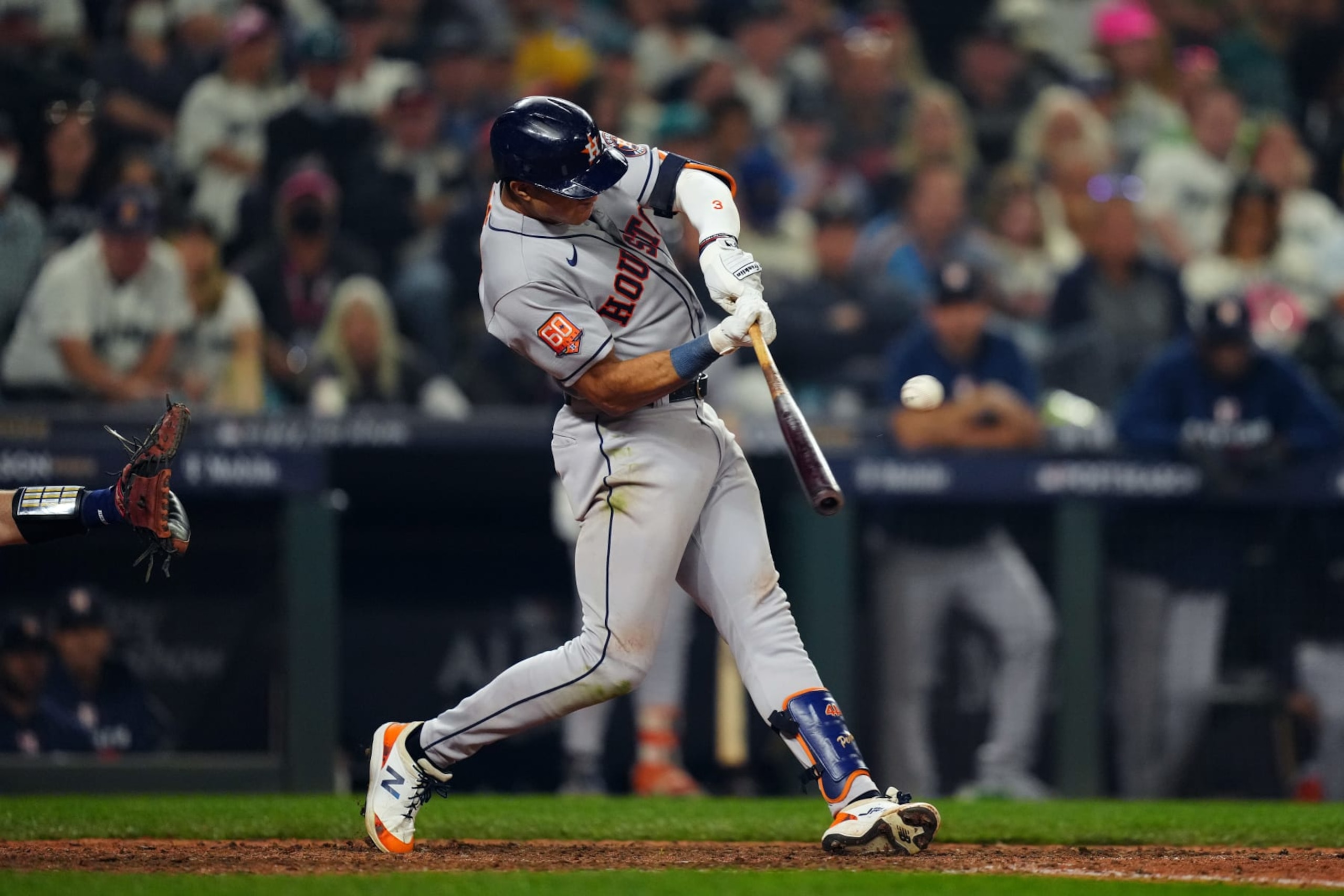 SEATTLE, WA - OCTOBER 15:  Jeremy Peña #3 of the Houston Astros hits a solo home run in the 18th inning during the game between the Houston Astros and the Seattle Mariners at T-Mobile Park on Saturday, October 15, 2022 in Seattle, Washington. (Photo by Daniel Shirey/MLB Photos via Getty Images)
