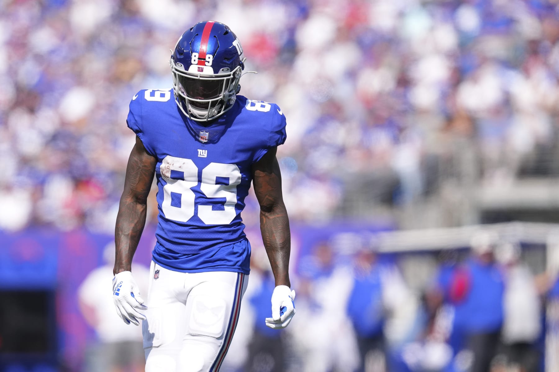 EAST RUTHERFORD, NJ - SEPTEMBER 18: Kadarius Toney #89 of the New York Giants looks on against the Carolina Panthers at MetLife Stadium on September 18, 2022 in East Rutherford, New Jersey. (Photo by Mitchell Leff/Getty Images)