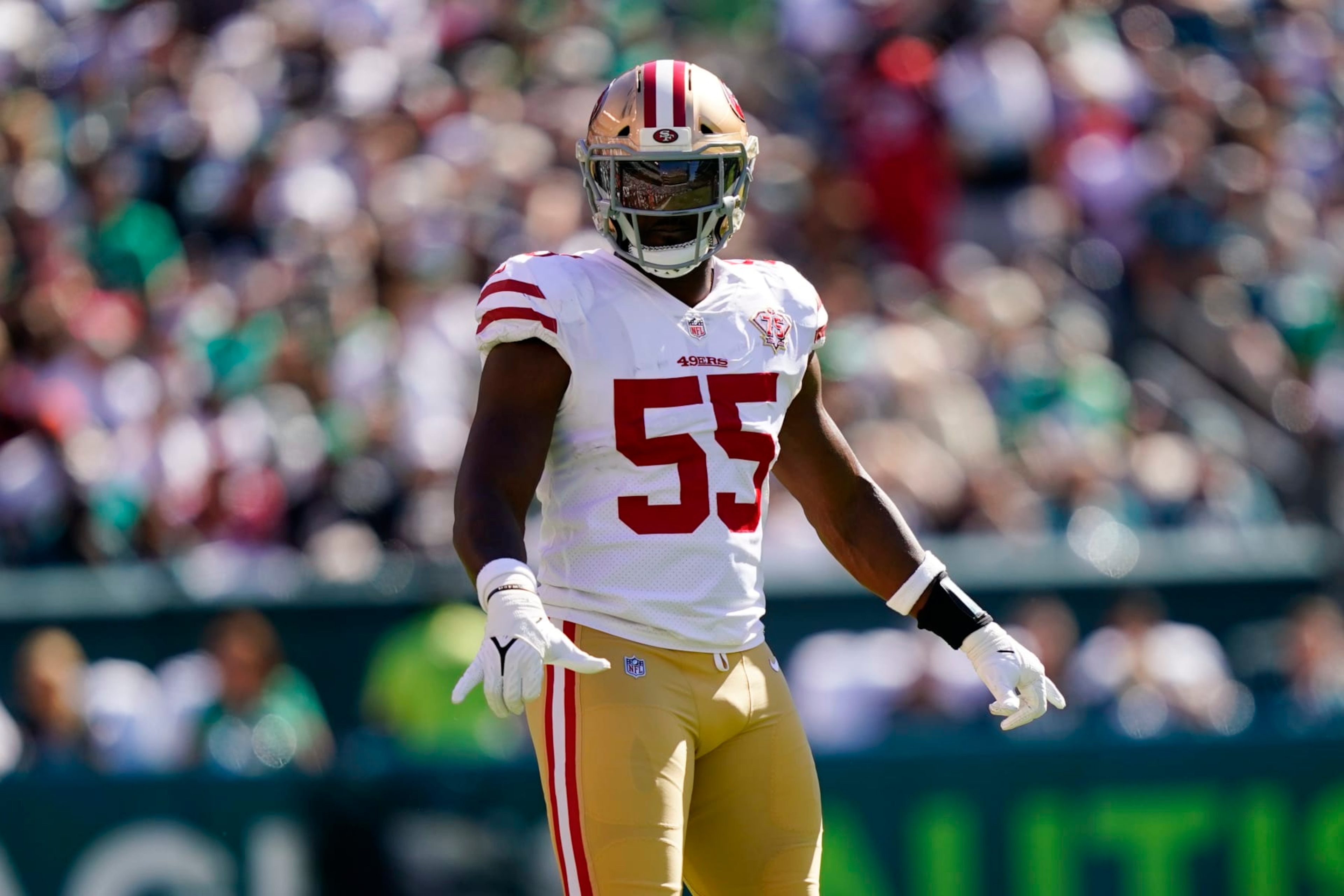 San Francisco 49ers defensive end Dee Ford in action during an NFL football game against the Philadelphia Eagles Sunday, Sept. 19, 2021, in Philadelphia. (AP Photo/Matt Rourke)