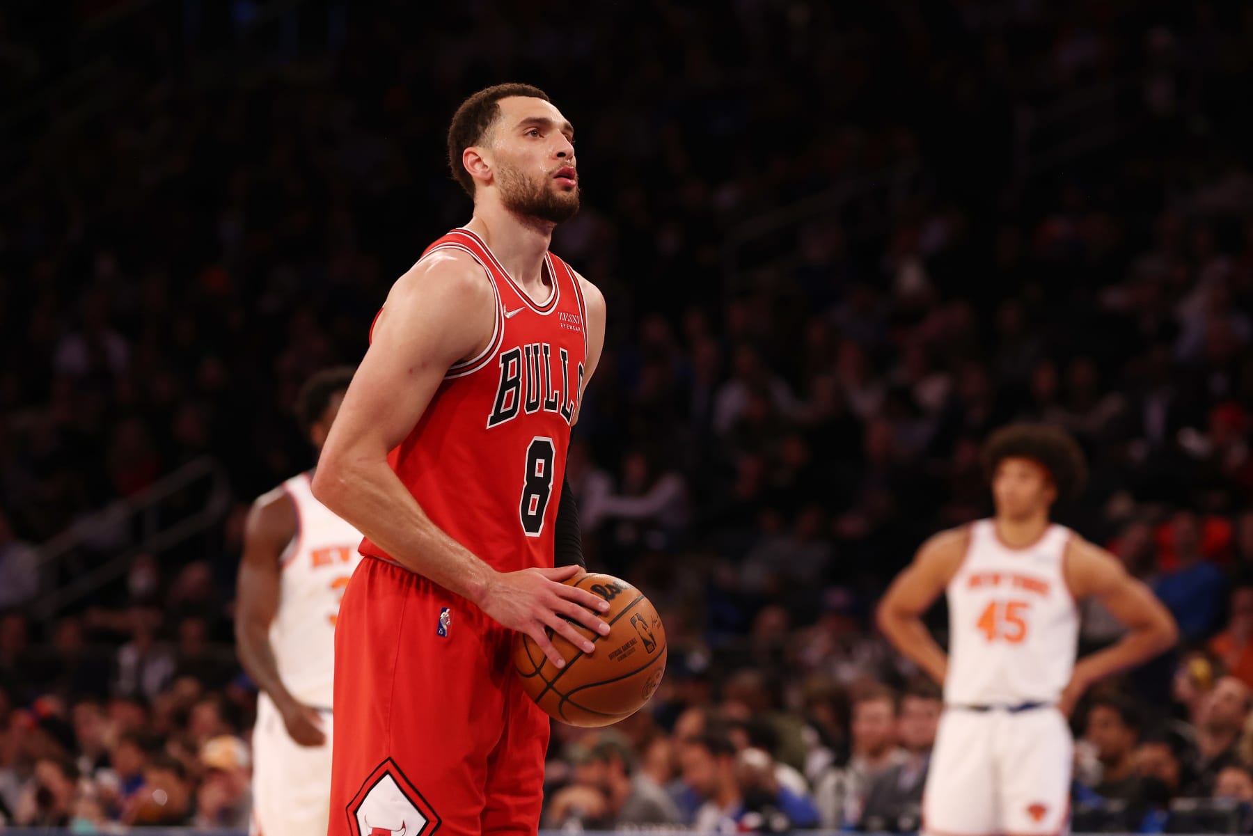 NEW YORK, NEW YORK - MARCH 28: Zach LaVine #8 of the Chicago Bulls in action against the New York Knicks at Madison Square Garden on March 28, 2022 in New York City. NOTE TO USER: User expressly acknowledges and agrees that, by downloading and or using this photograph, User is consenting to the terms and conditions of the Getty Images License Agreement. New York Knicks defeated the Chicago Bulls 109-104. (Photo by Mike Stobe/Getty Images)