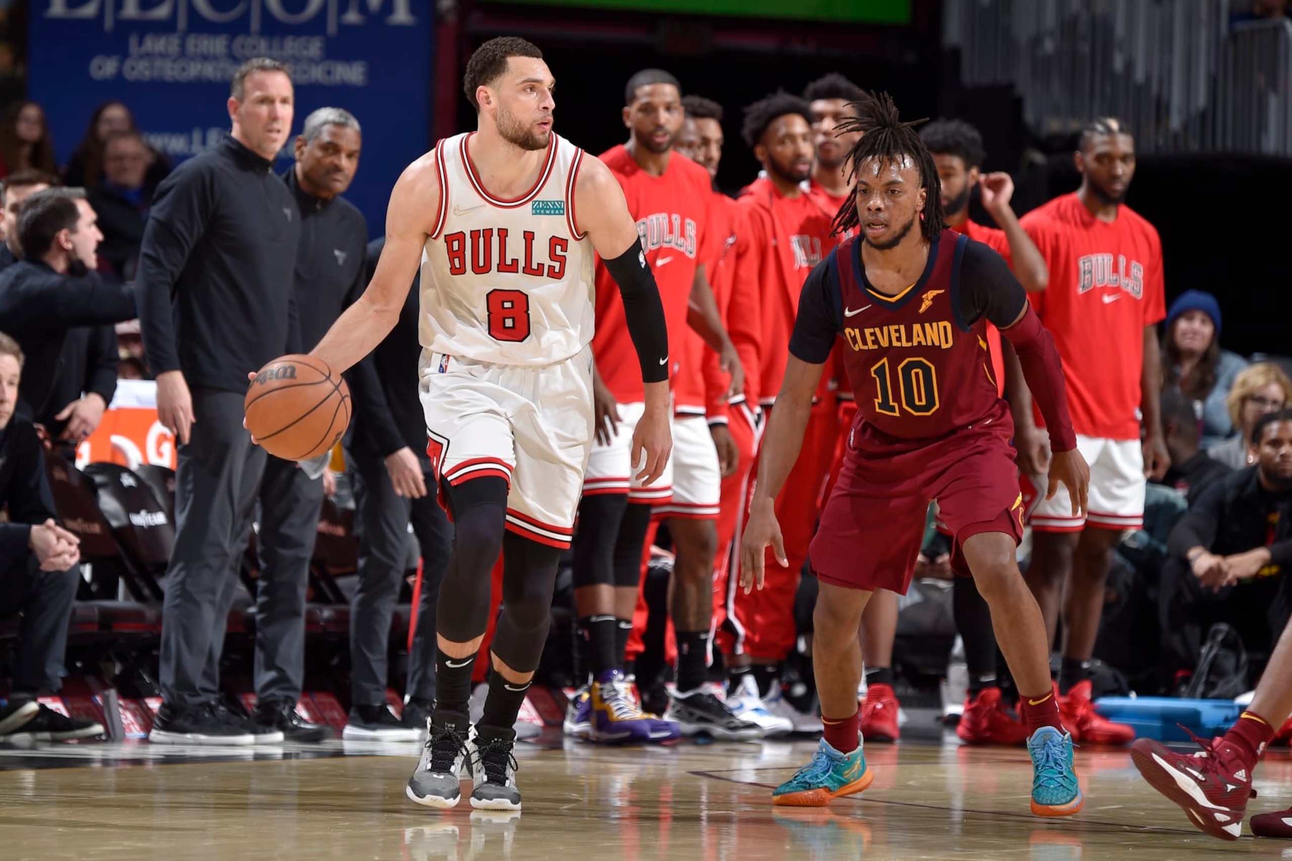 CLEVELAND, OH - MARCH 26: Zach LaVine #8 of the Chicago Bulls dribbles the ball during the game against the Cleveland Cavaliers on March 26, 2022 at Rocket Mortgage FieldHouse in Cleveland, Ohio. NOTE TO USER: User expressly acknowledges and agrees that, by downloading and/or using this Photograph, user is consenting to the terms and conditions of the Getty Images License Agreement. Mandatory Copyright Notice: Copyright 2022 NBAE (Photo by David Liam Kyle/NBAE via Getty Images)