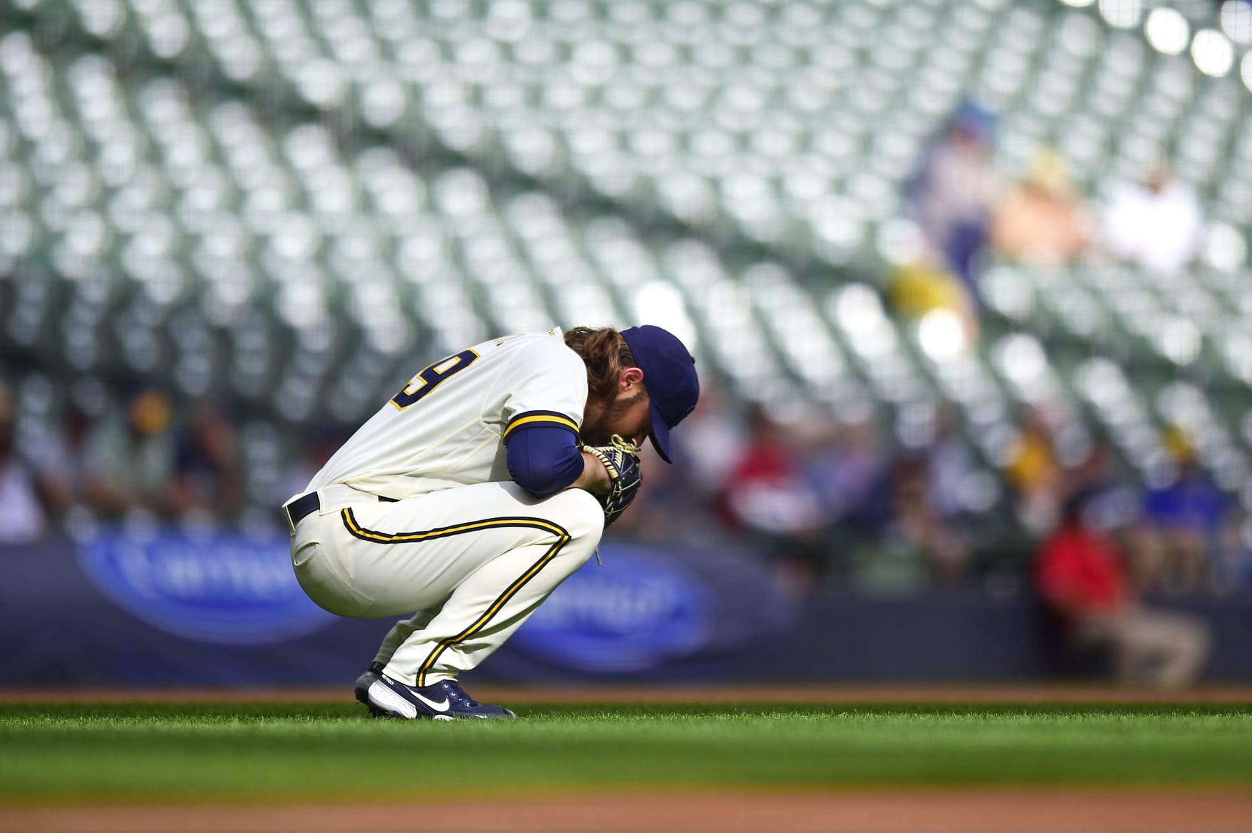 MILWAUKEE, WISCONSIN - OCTOBER 05: Corbin Burnes #39 of the Milwaukee Brewers pauses behind the mound before throwing the first pitch against the Arizona Diamondbacks at American Family Field on October 05, 2022 in Milwaukee, Wisconsin. (Photo by Kayla Wolf/Getty Images)