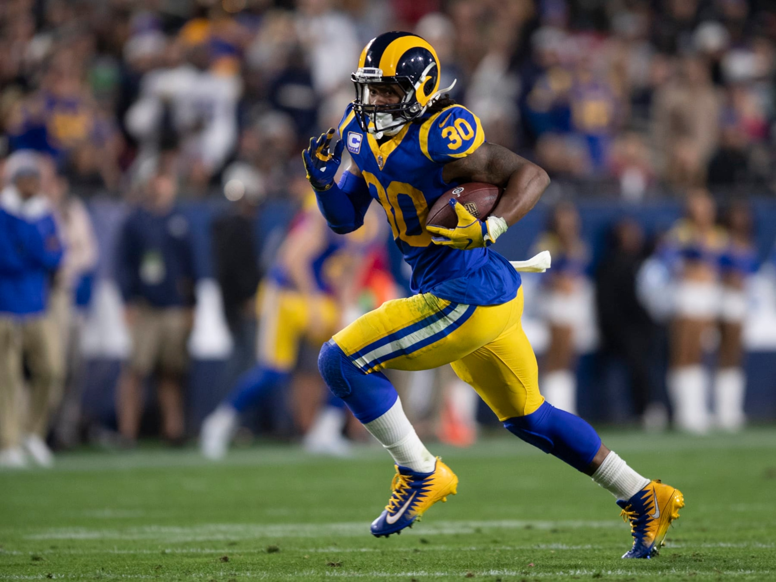 Los Angeles Rams running back Todd Gurley sprints in an NFL football game against the Philadelphia Eagles Sunday, Dec. 16, 2018, in Los Angeles. (AP Photo/Kyusung Gong)
