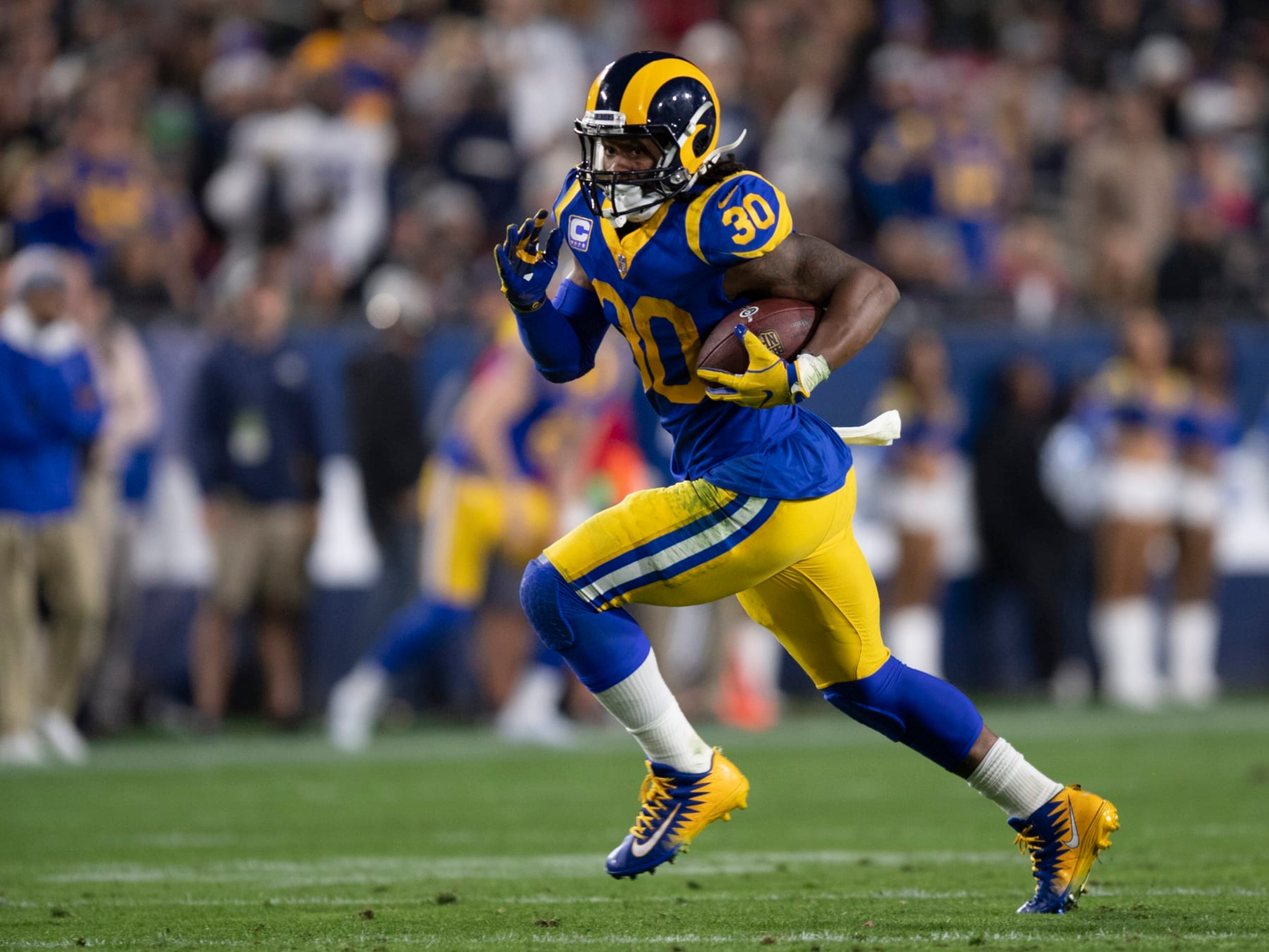 Los Angeles Rams running back Todd Gurley sprints in an NFL football game against the Philadelphia Eagles Sunday, Dec. 16, 2018, in Los Angeles. (AP Photo/Kyusung Gong)