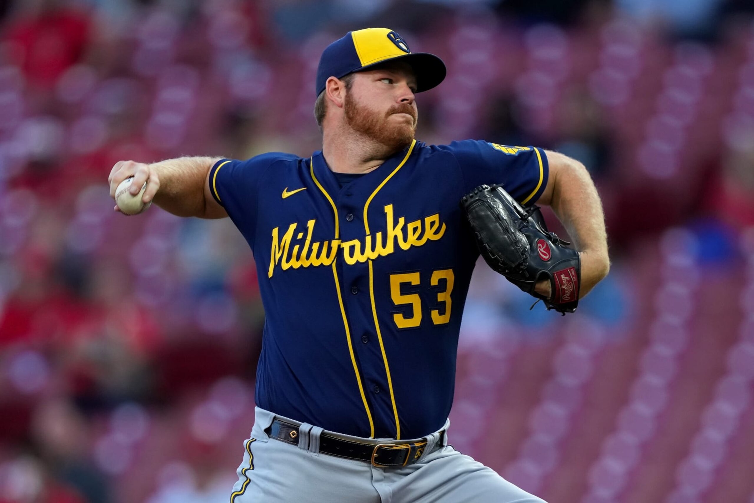CINCINNATI, OHIO - SEPTEMBER 22: Brandon Woodruff #53 of the Milwaukee Brewers pitches in the first inning against the Cincinnati Reds at Great American Ball Park on September 22, 2022 in Cincinnati, Ohio. (Photo by Dylan Buell/Getty Images)