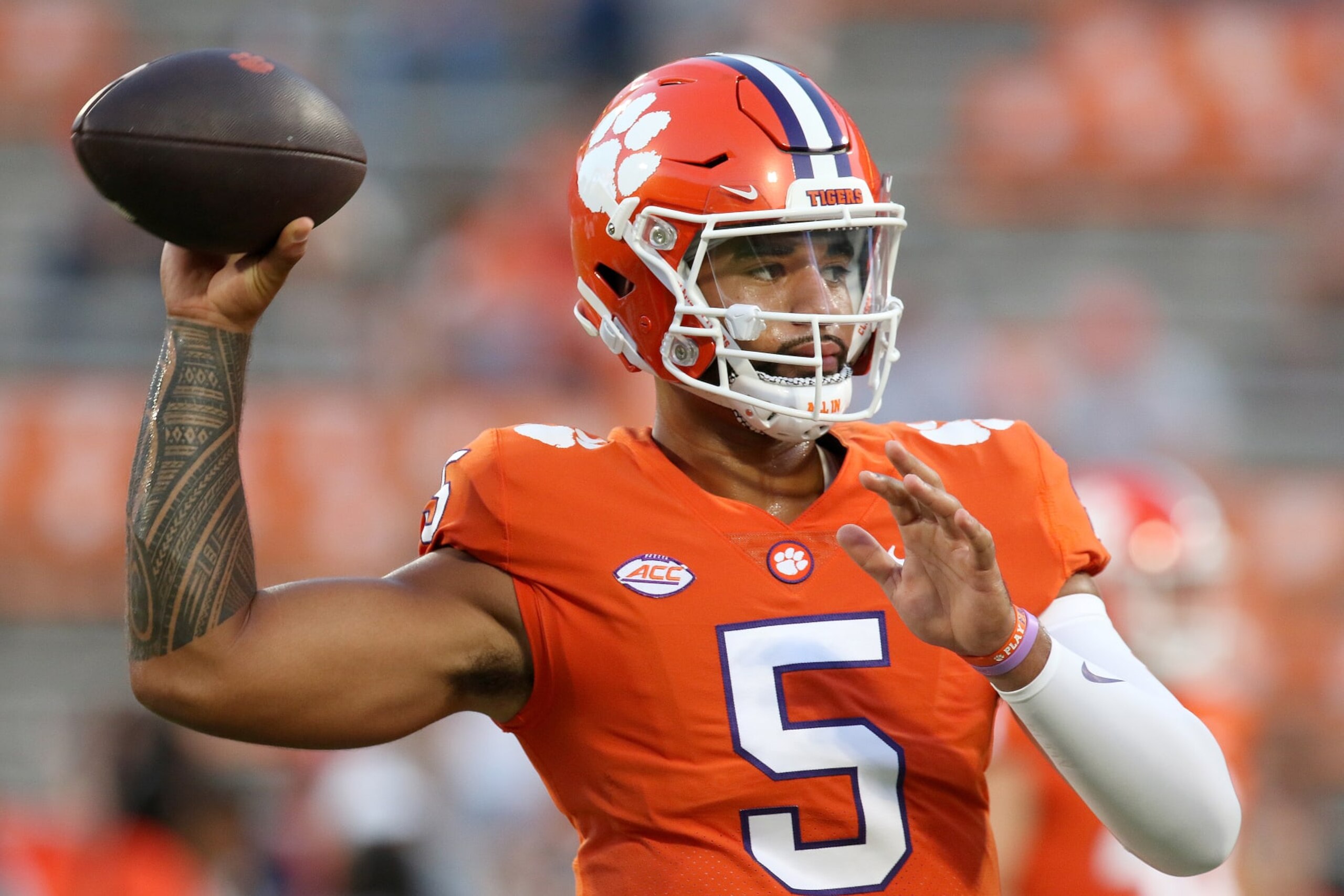CLEMSON, SC - SEPTEMBER 17: Clemson Tigers quarterback DJ Uiagalelei (5) during a college football game between the Louisiana Tech Bulldogs and the Clemson Tigers on September 17, 2022, at Clemson Memorial Stadium in Clemson, S.C. (Photo by John Byrum/Icon Sportswire via Getty Images)