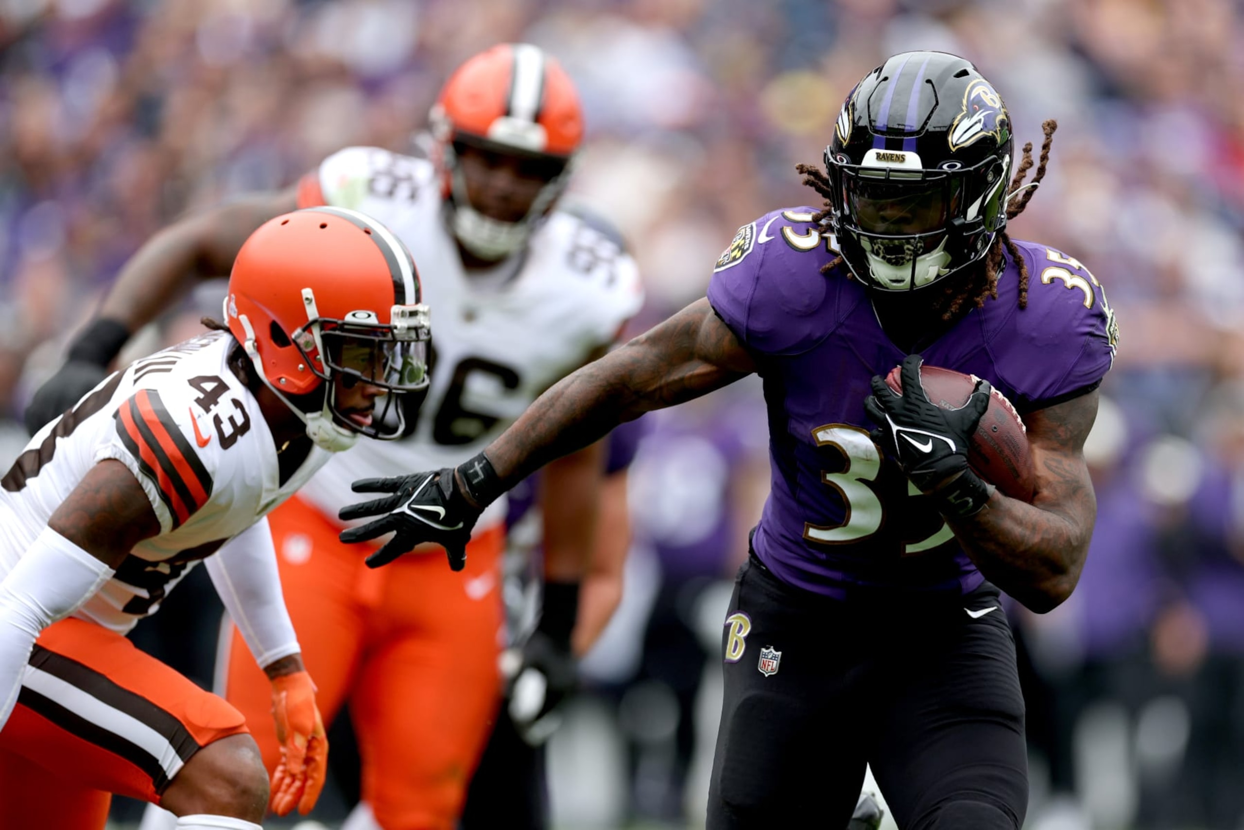 BALTIMORE, MARYLAND - OCTOBER 23: Gus Edwards #35 of the Baltimore Ravens rushes forward for a touchdown during the second quarter of the game against the Cleveland Browns at M&T Bank Stadium on October 23, 2022 in Baltimore, Maryland. (Photo by Rob Carr/Getty Images)