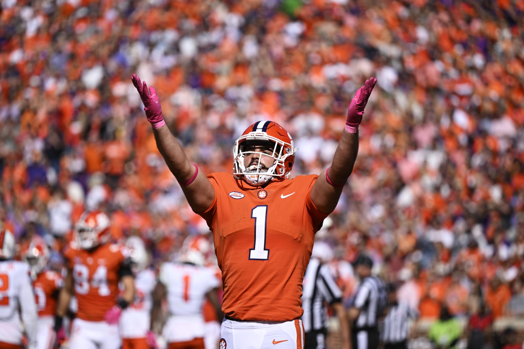 CLEMSON, SOUTH CAROLINA - OCTOBER 22: Will Shipley #1 of the Clemson Tigers celebrates his first quarter touchdown against the Syracuse Orange at Memorial Stadium on October 22, 2022 in Clemson, South Carolina. (Photo by Eakin Howard/Getty Images)