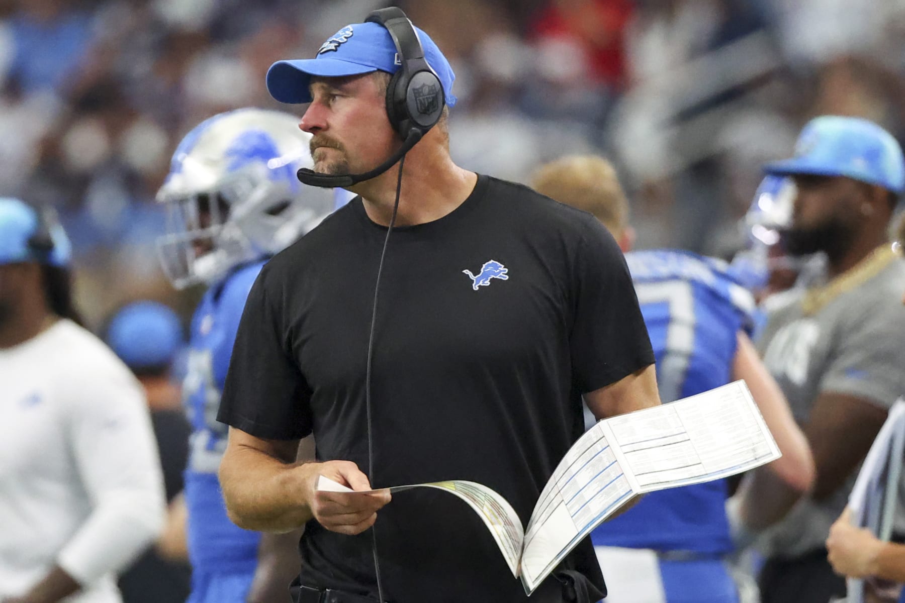 ARLINGTON, TEXAS - OCTOBER 23: Head coach Dan Campbell of the Detroit Lions looks on during the first half against the Dallas Cowboys at AT&T Stadium on October 23, 2022 in Arlington, Texas. (Photo by Richard Rodriguez/Getty Images)