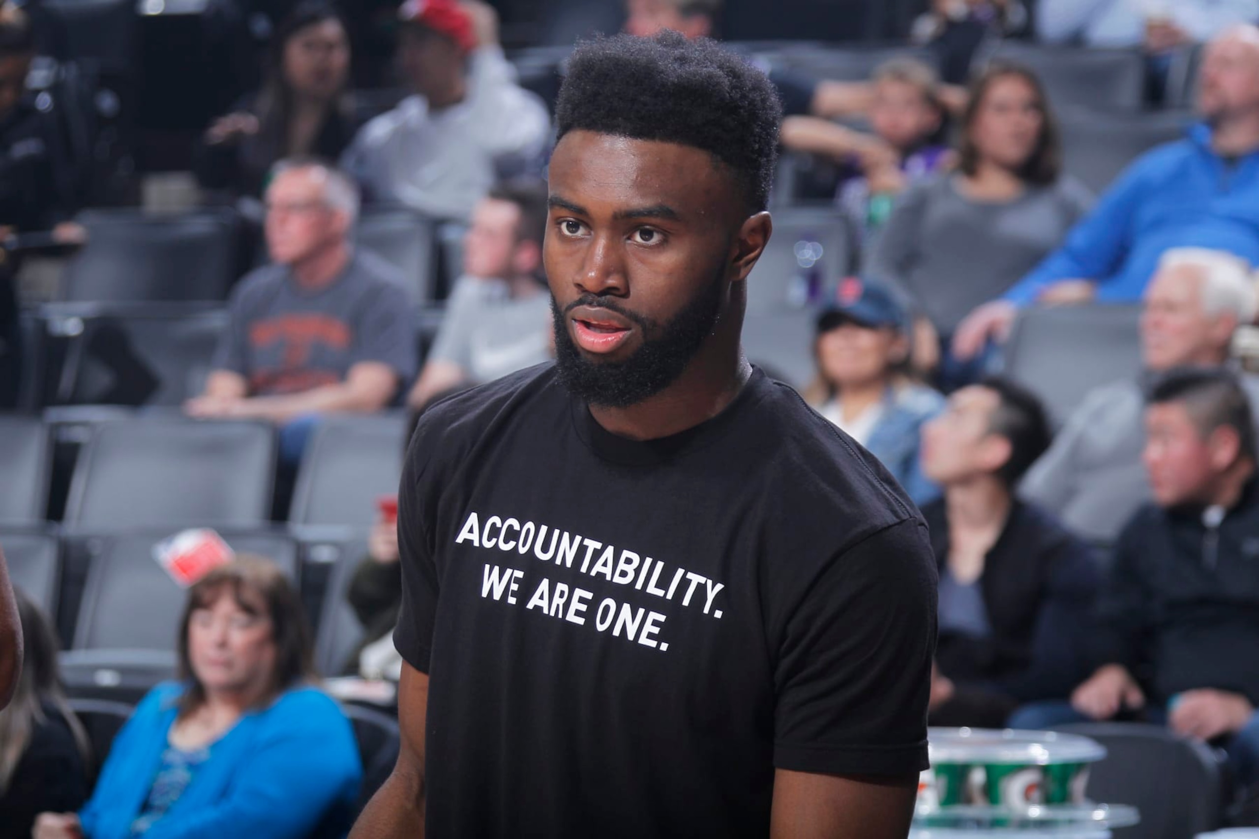 SACRAMENTO, CA - MARCH 25: Jaylen Brown #7 of the Boston Celtics warms up wearing a shirt to honor Stephon Clark prior to the game against the Sacramento Kings on March 25, 2018 at Golden 1 Center in Sacramento, California. NOTE TO USER: User expressly acknowledges and agrees that, by downloading and or using this photograph, User is consenting to the terms and conditions of the Getty Images Agreement. Mandatory Copyright Notice: Copyright 2018 NBAE (Photo by Rocky Widner/NBAE via Getty Images)
