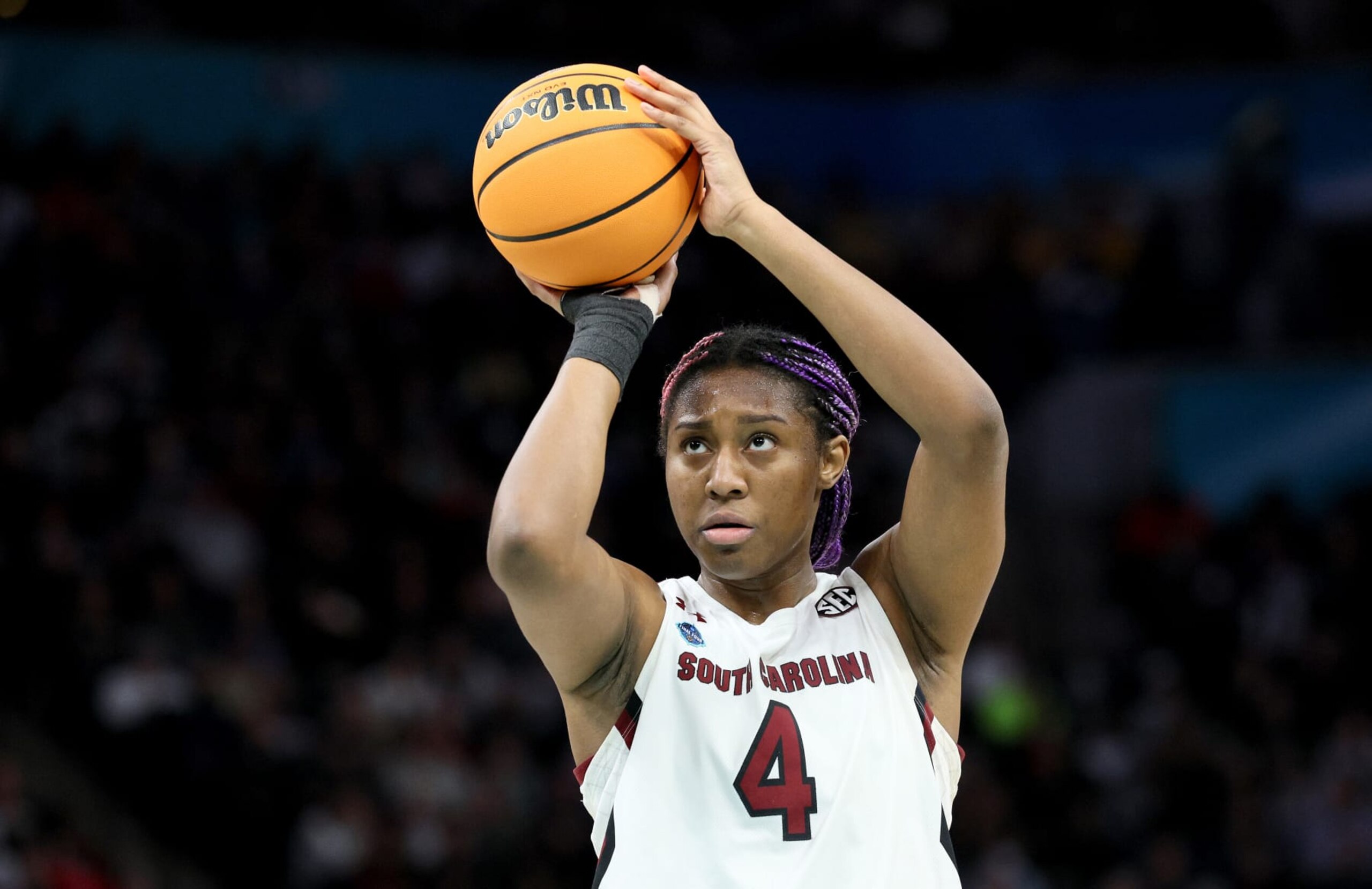 MINNEAPOLIS, MINNESOTA - APRIL 03: Aliyah Boston #4 of the South Carolina Gamecocks against the Connecticut  Huskies in the championship game of the 2022 NCAA Women's Basketball Tournament at Target Center on April 03, 2022 in Minneapolis, Minnesota. (Photo by Andy Lyons/Getty Images)