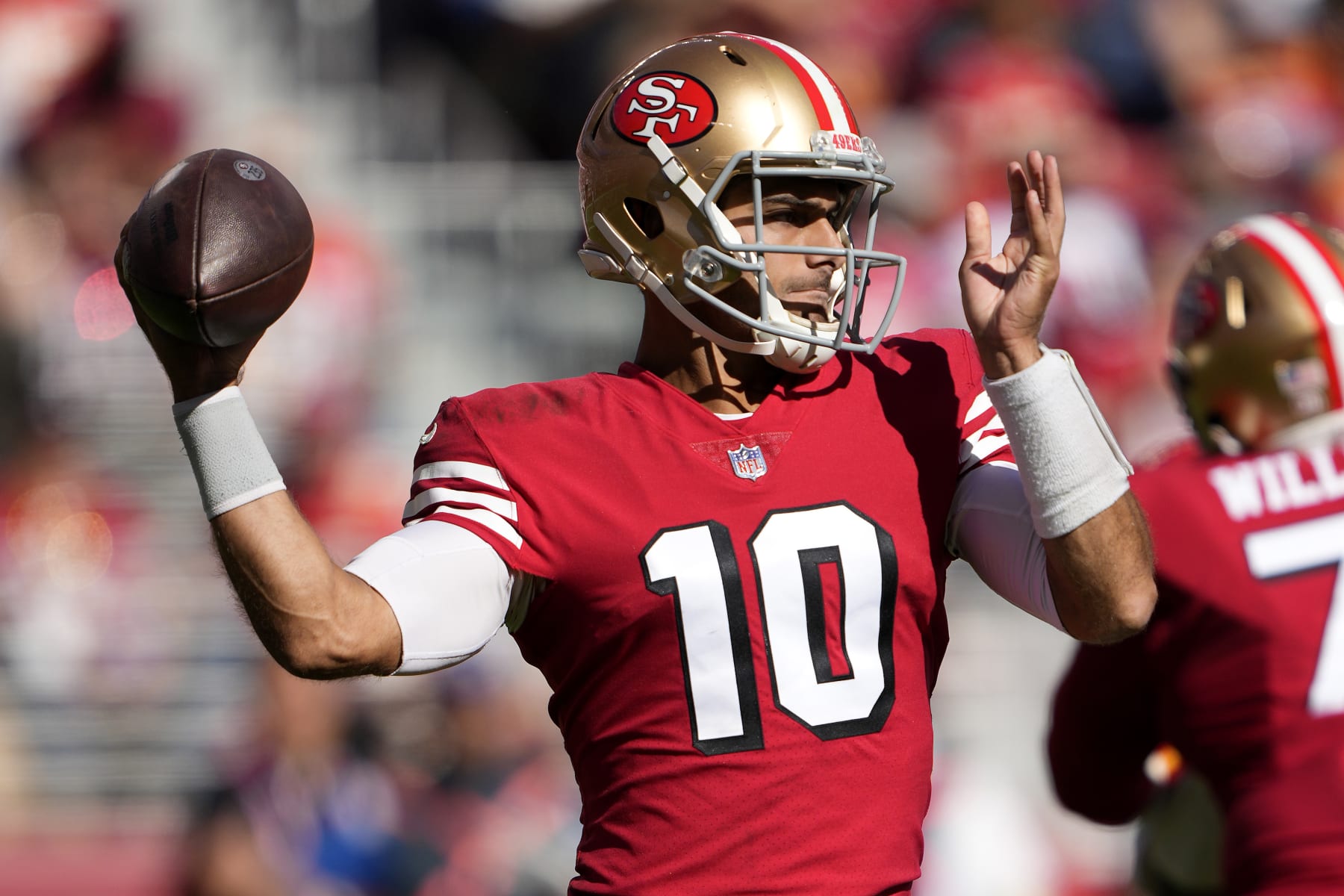 SANTA CLARA, CALIFORNIA - OCTOBER 23: Jimmy Garoppolo #10 of the San Francisco 49ers throws a pass in the second quarter against the Kansas City Chiefs at Levi's Stadium on October 23, 2022 in Santa Clara, California. (Photo by Thearon W. Henderson/Getty Images)
