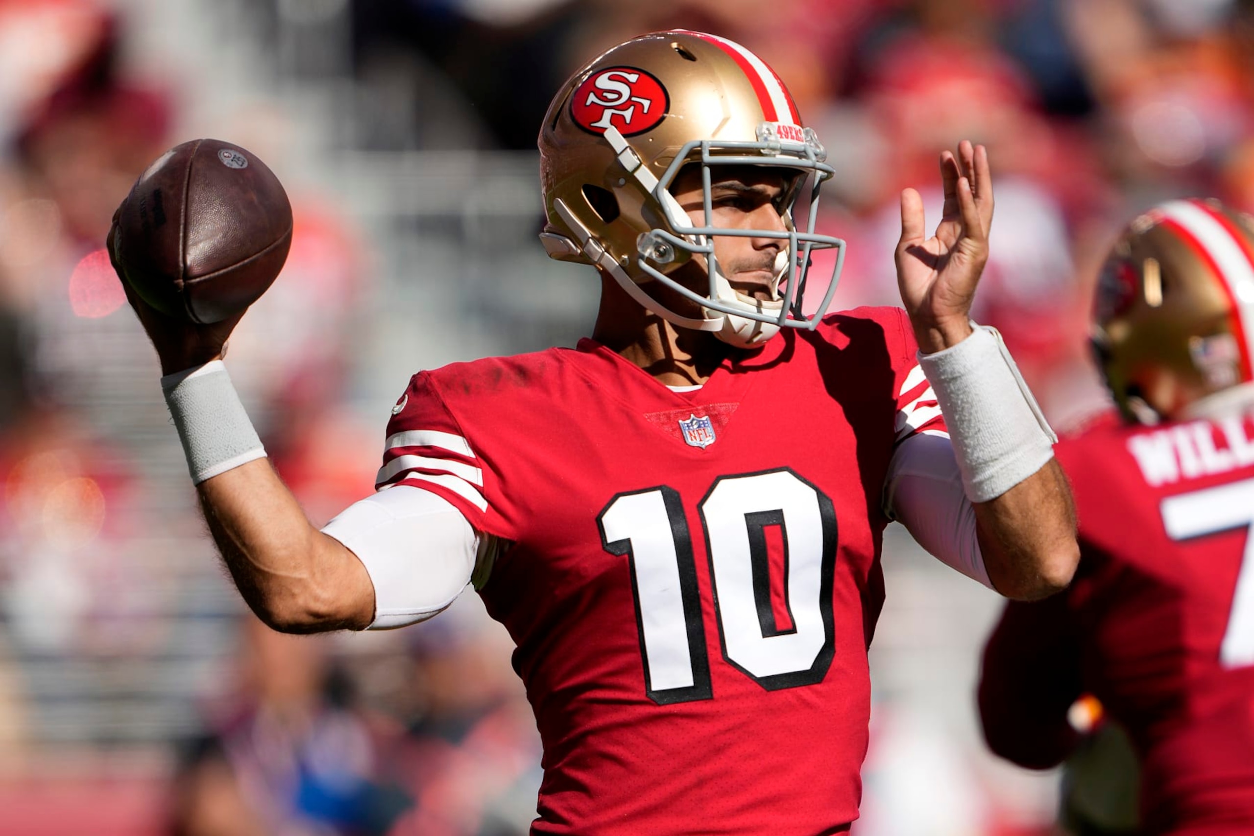 SANTA CLARA, CALIFORNIA - OCTOBER 23: Jimmy Garoppolo #10 of the San Francisco 49ers throws a pass in the second quarter against the Kansas City Chiefs at Levi's Stadium on October 23, 2022 in Santa Clara, California. (Photo by Thearon W. Henderson/Getty Images)