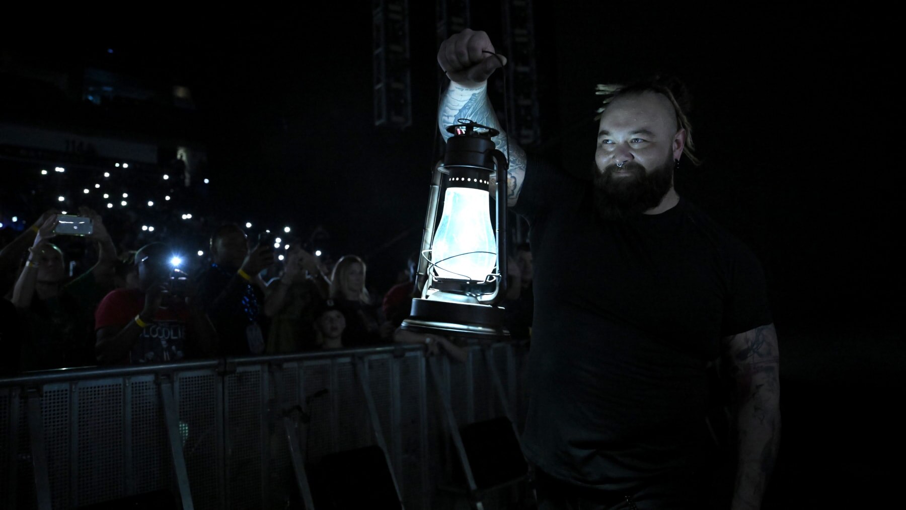 How long can fans wait before the next reveal in Bray Wyatt's comeback?