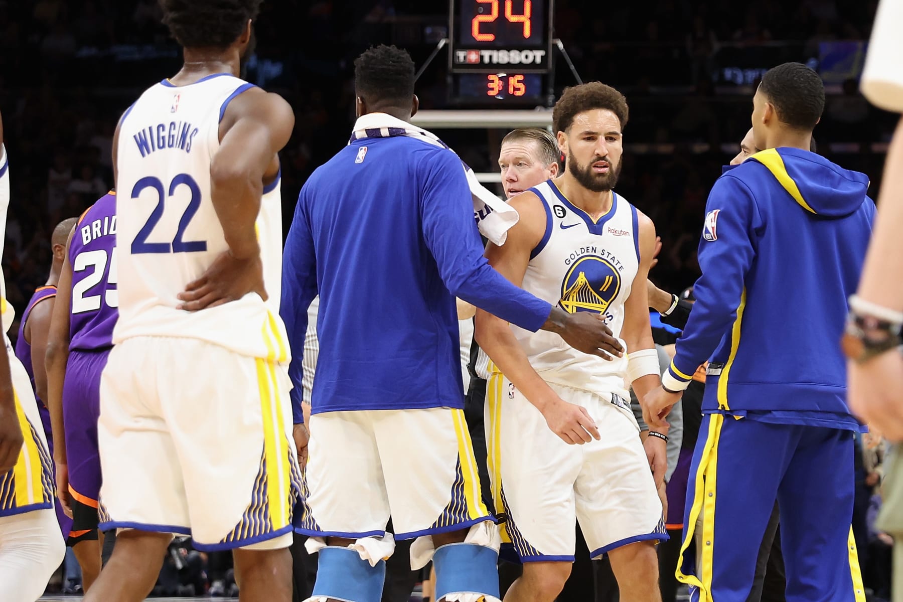 PHOENIX, ARIZONA - OCTOBER 25: Klay Thompson #11 of the Golden State Warriors reacts after receiving two technical fouls and a game ejection during the second half of the NBA game against the Phoenix Suns at Footprint Center on October 25, 2022 in Phoenix, Arizona. The Suns defeated the Warriors 134-105. (Photo by Christian Petersen/Getty Images)