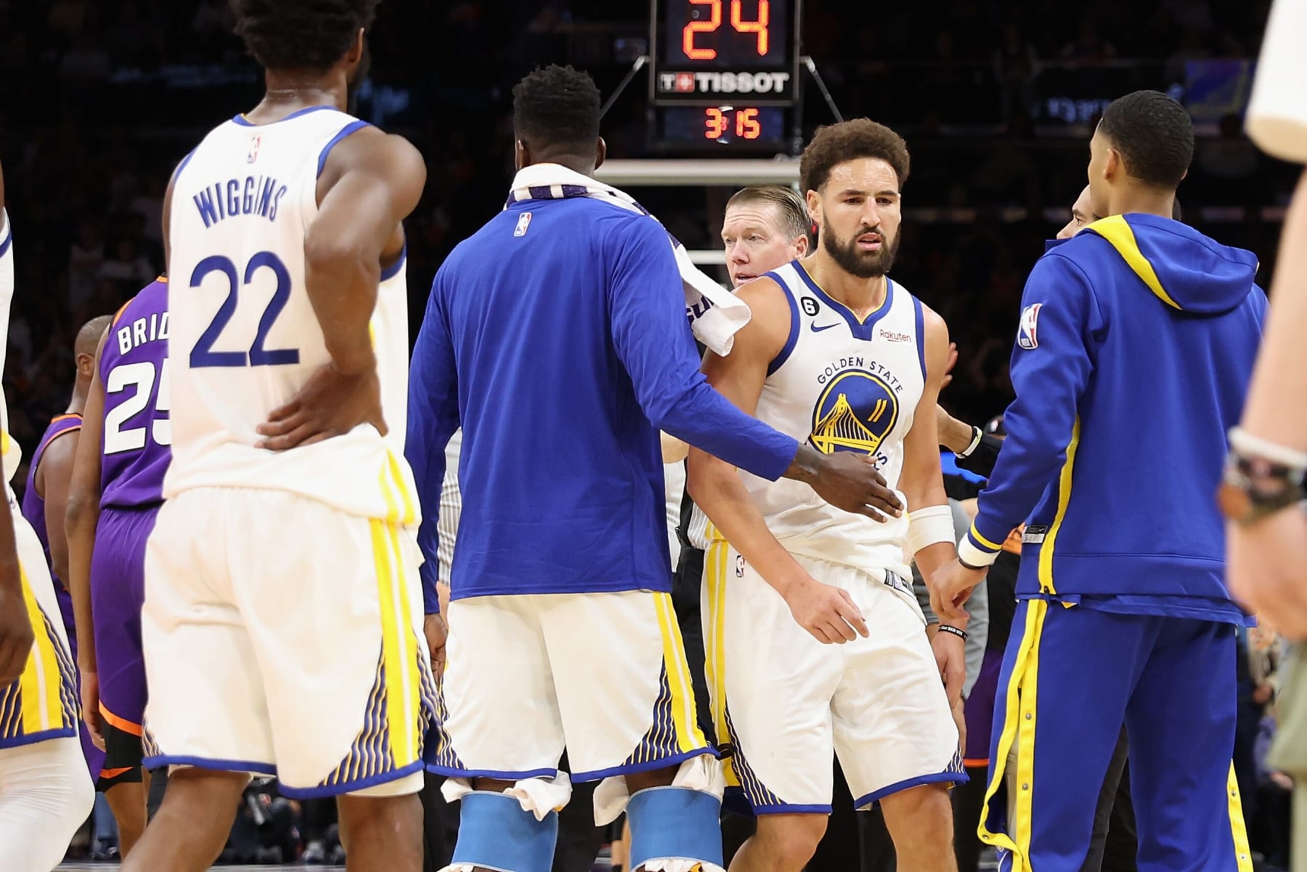 PHOENIX, ARIZONA - OCTOBER 25: Klay Thompson #11 of the Golden State Warriors reacts after receiving two technical fouls and a game ejection during the second half of the NBA game against the Phoenix Suns at Footprint Center on October 25, 2022 in Phoenix, Arizona. The Suns defeated the Warriors 134-105. (Photo by Christian Petersen/Getty Images)